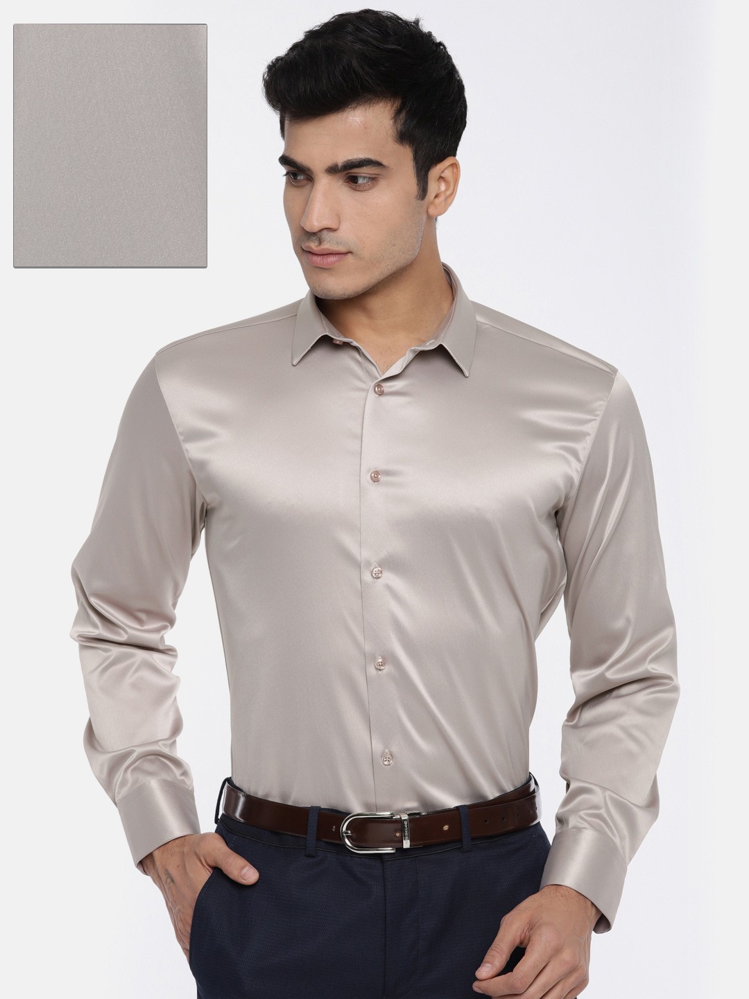 

V Dot Men Grey Slim Fit Solid Party Shirt