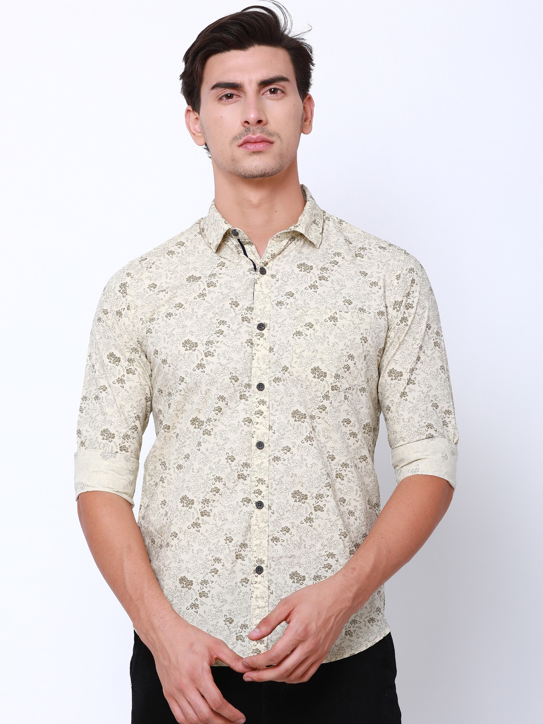 

Black coffee Men Beige Slim Fit Printed Casual Shirt