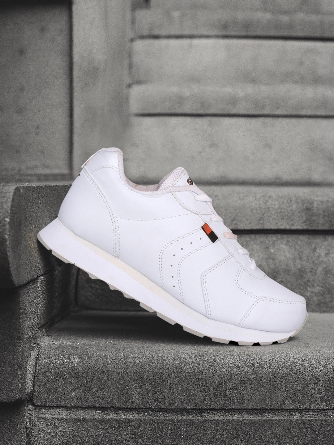 

Sparx Men White Casual Shoes