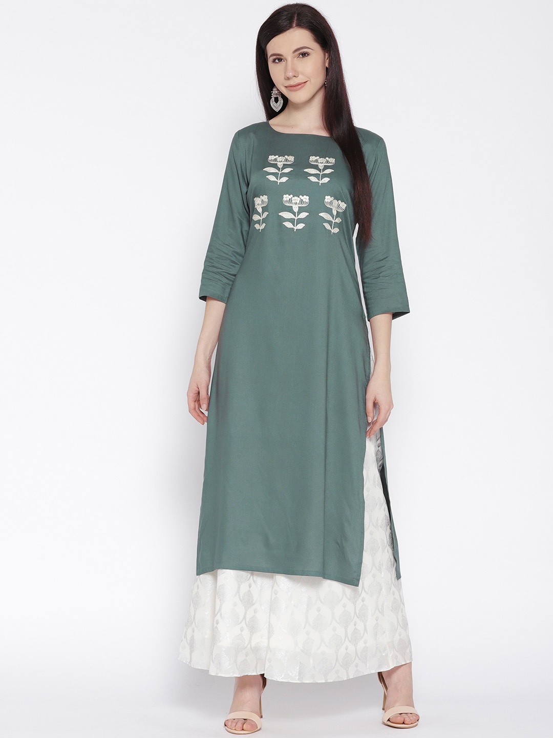 

Varanga Charcoal Grey Embroidered Kurta