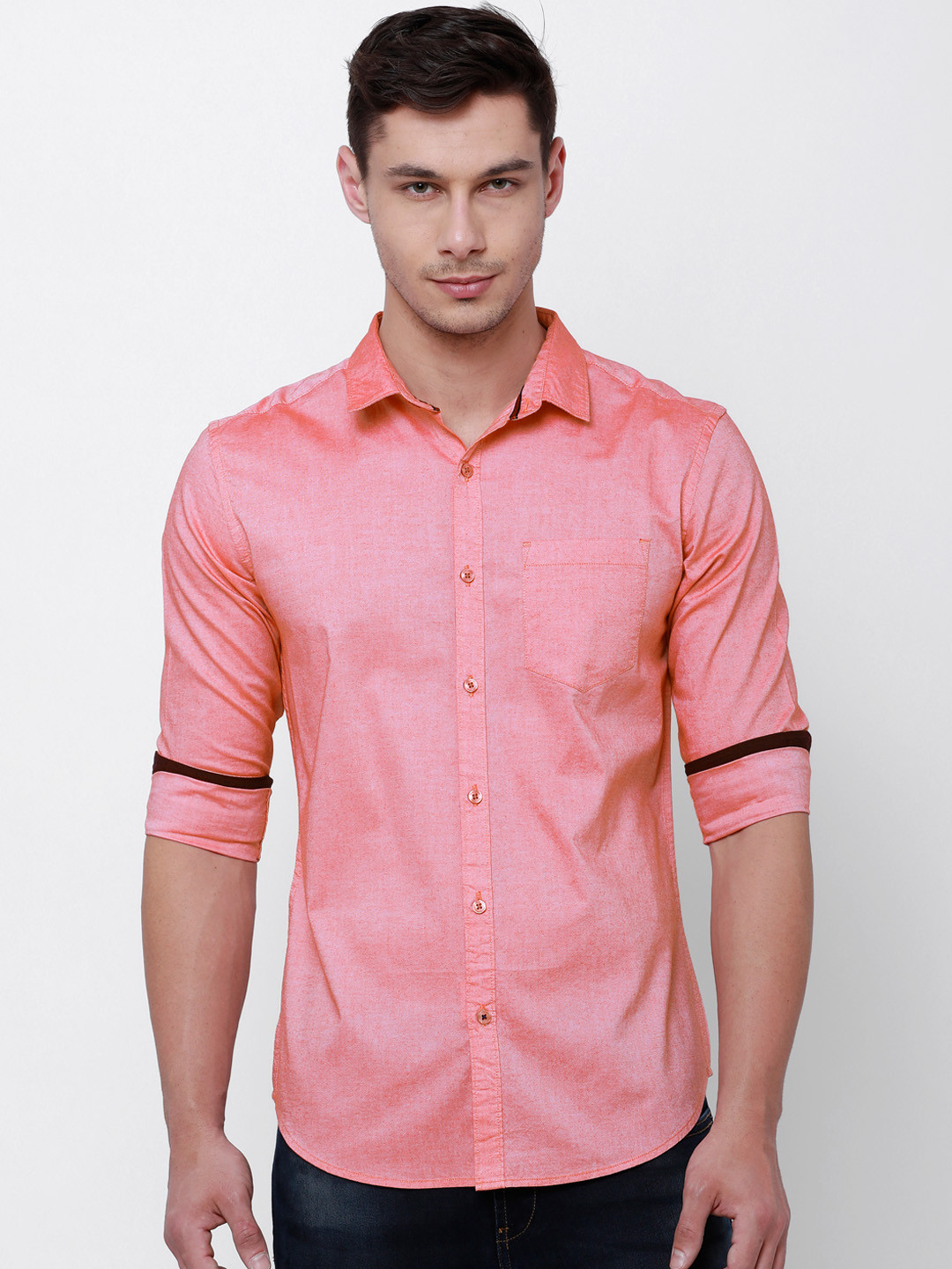 

Black coffee Men Pink Slim Fit Solid Casual Shirt