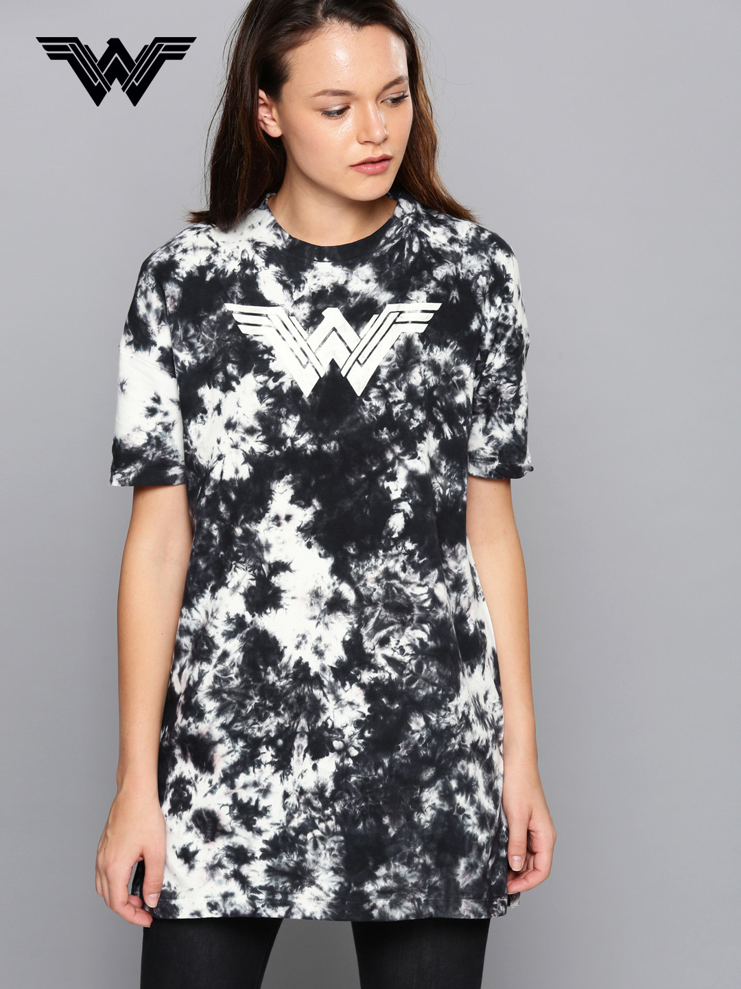 

Wonder Woman Women Black Printed Round Neck Longline Pure Cotton T-shirt