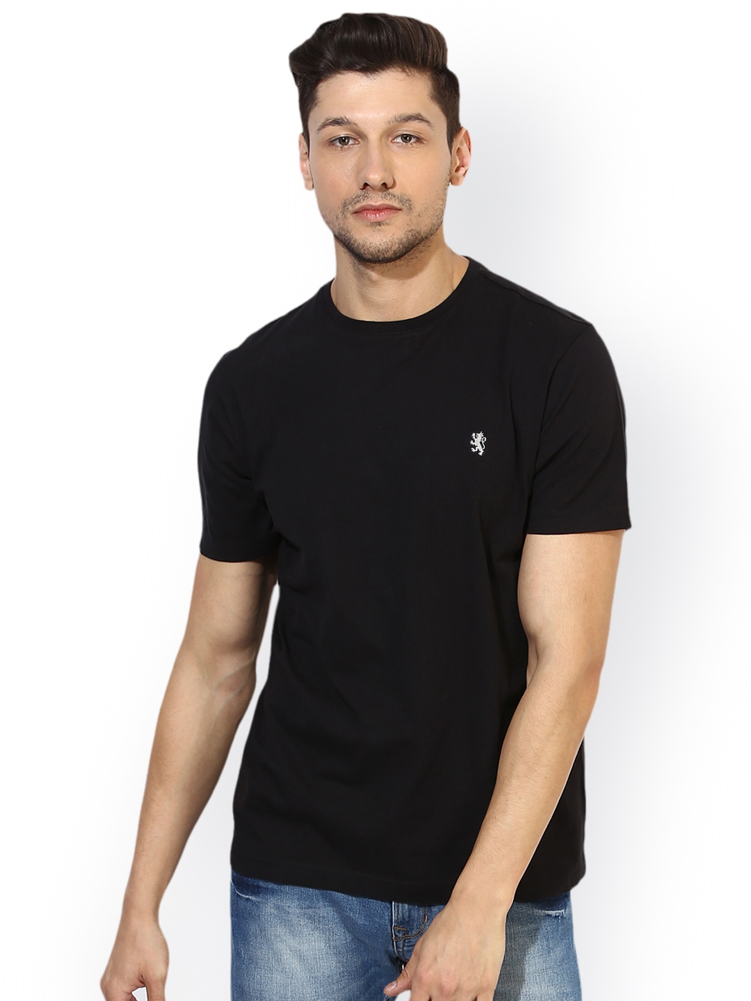 

Red Tape Men Black Solid Round Neck T-shirt