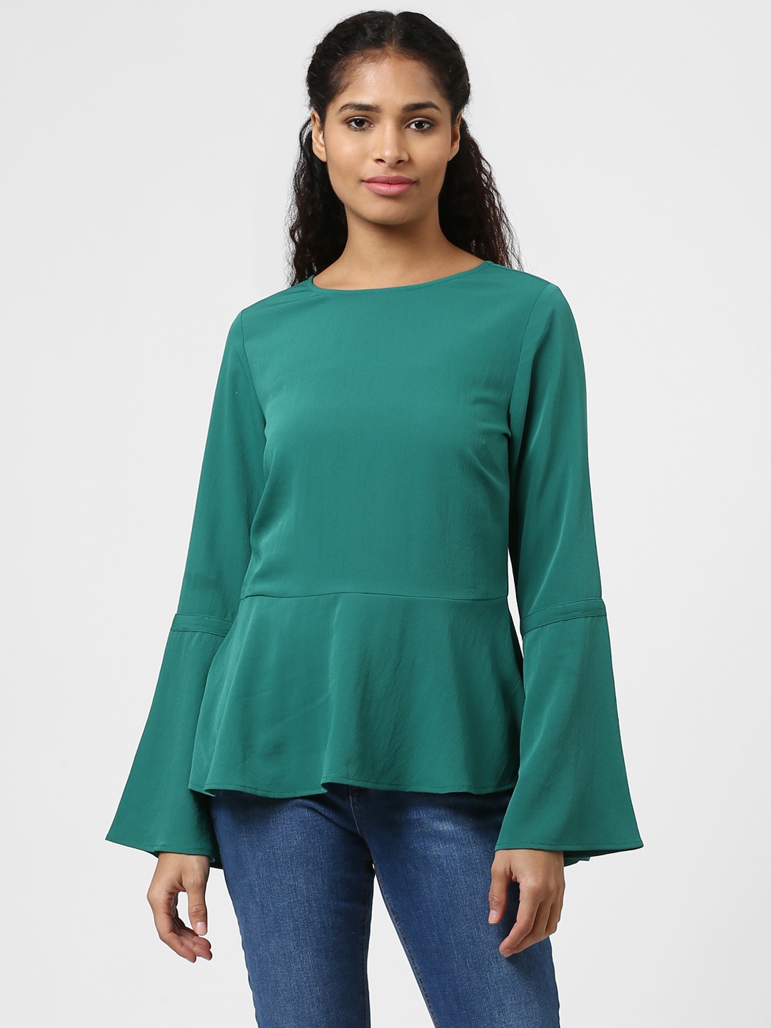 

Harpa Women Green Solid Peplum Top