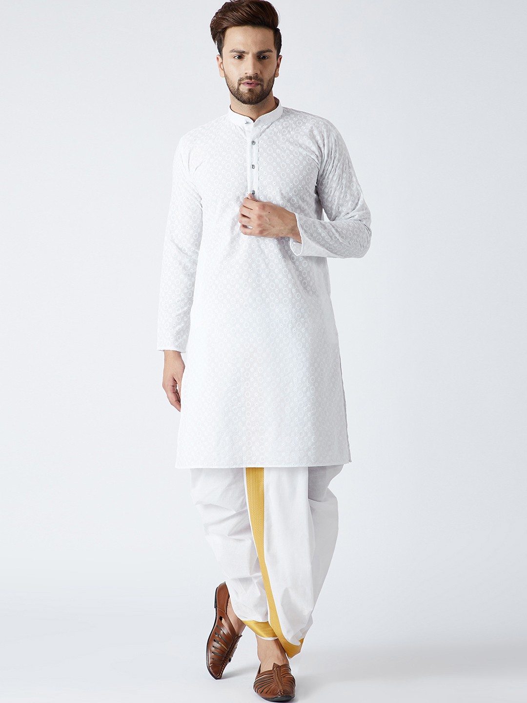 

SOJANYA Men White Chikankari Embroidered Kurta with Dhoti Pants