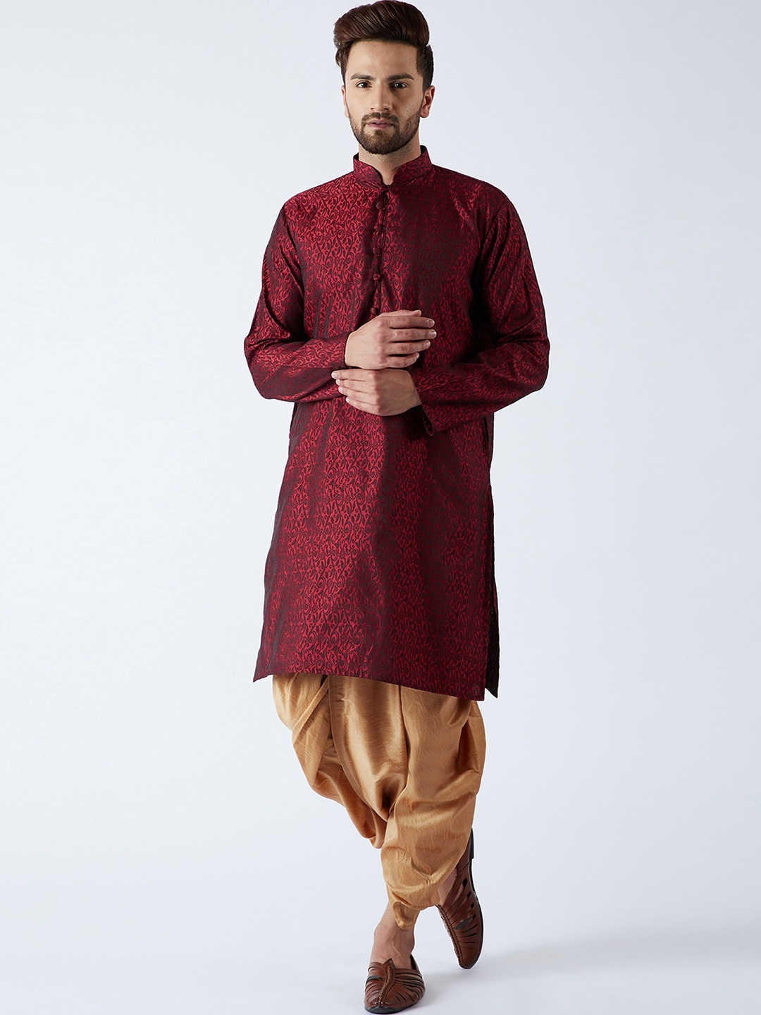 

SOJANYA Men Maroon & Gold-Toned Self Design Kurta with Dhoti Pants