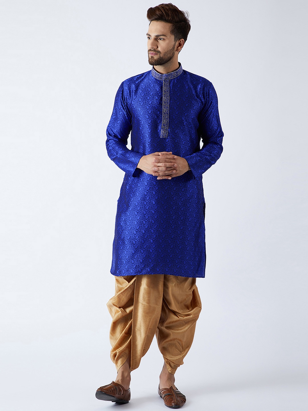 

SOJANYA Men Blue & Gold-Toned Self Design Kurta with Dhoti Pants