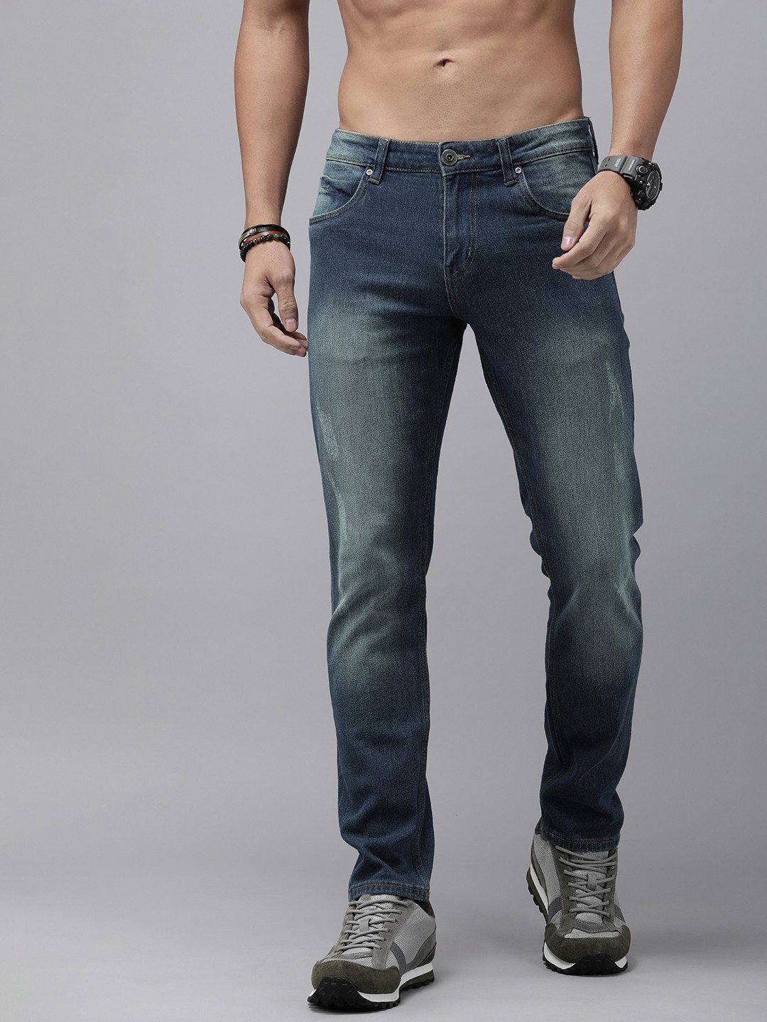 

The Roadster Lifestyle co. Men Blue Slim Fit Mid-Rise Mildly Distressed Stretchable Jeans