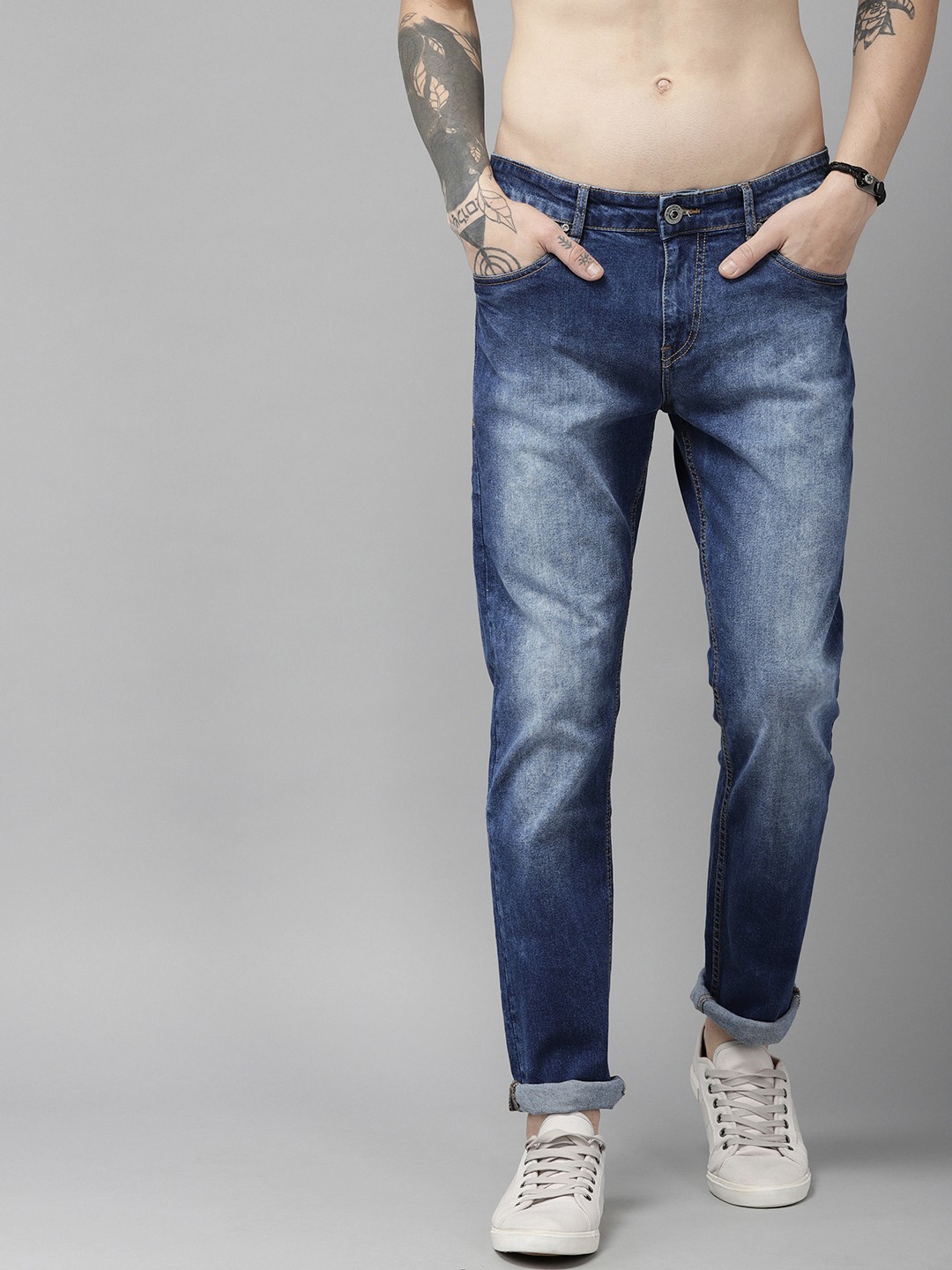 

Roadster Fast and Furious Men Blue Slim Fit Mid-Rise Clean Look Stretchable Jeans