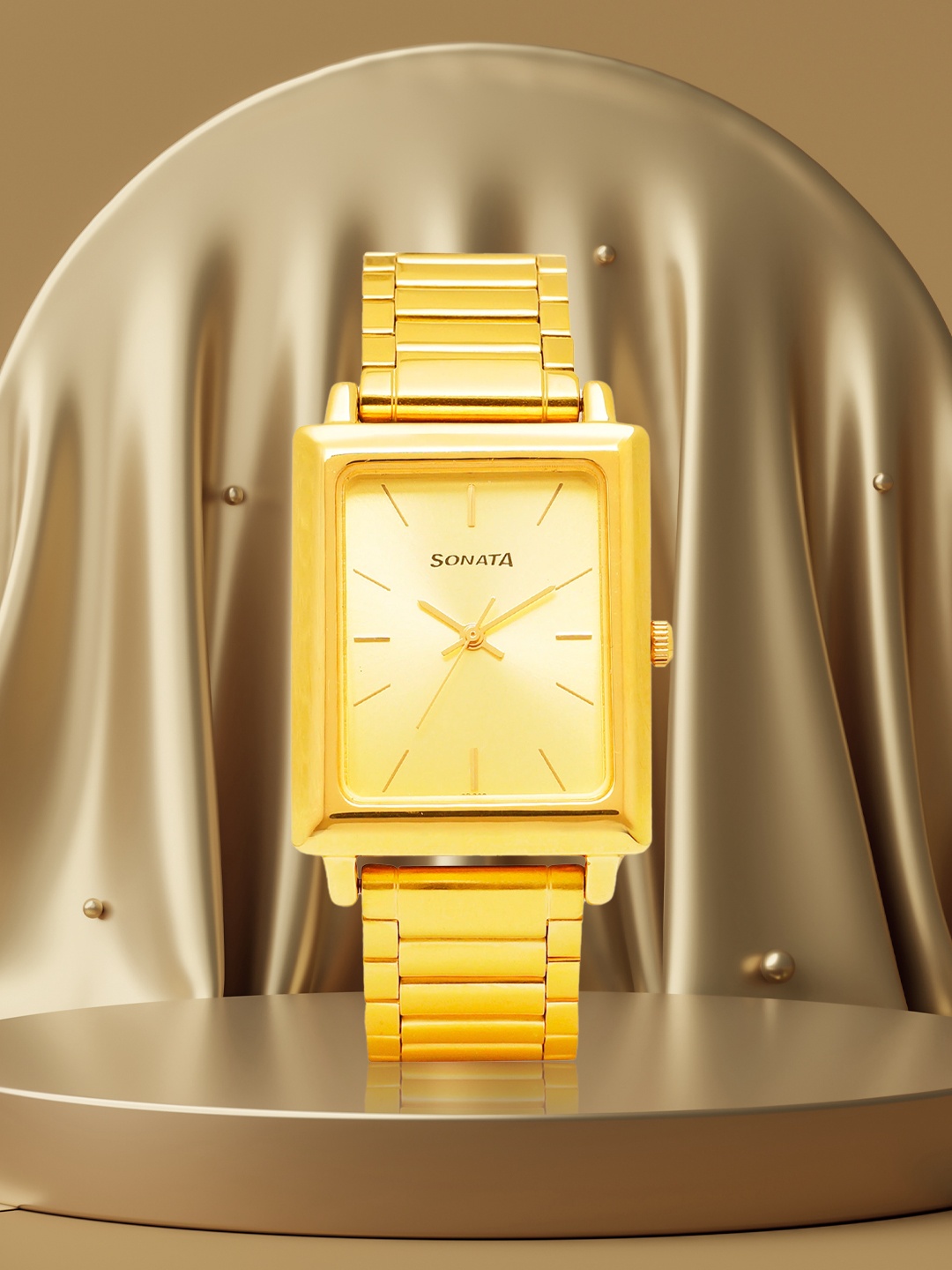 

Sonata Men Gold-Toned Analogue Watch NK7078YM02