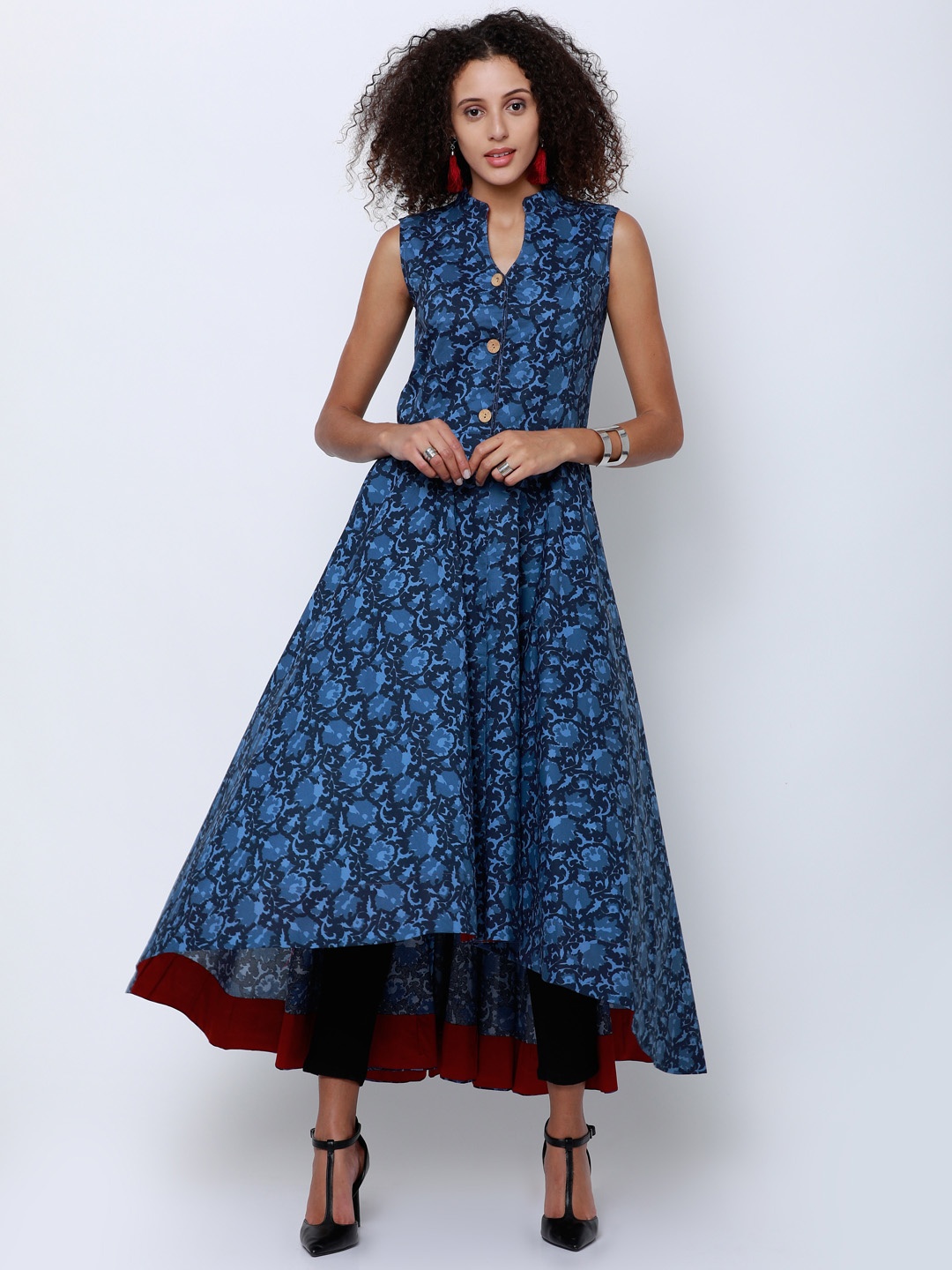 

Vishudh Women Navy Blue Printed Anarkali Kurta