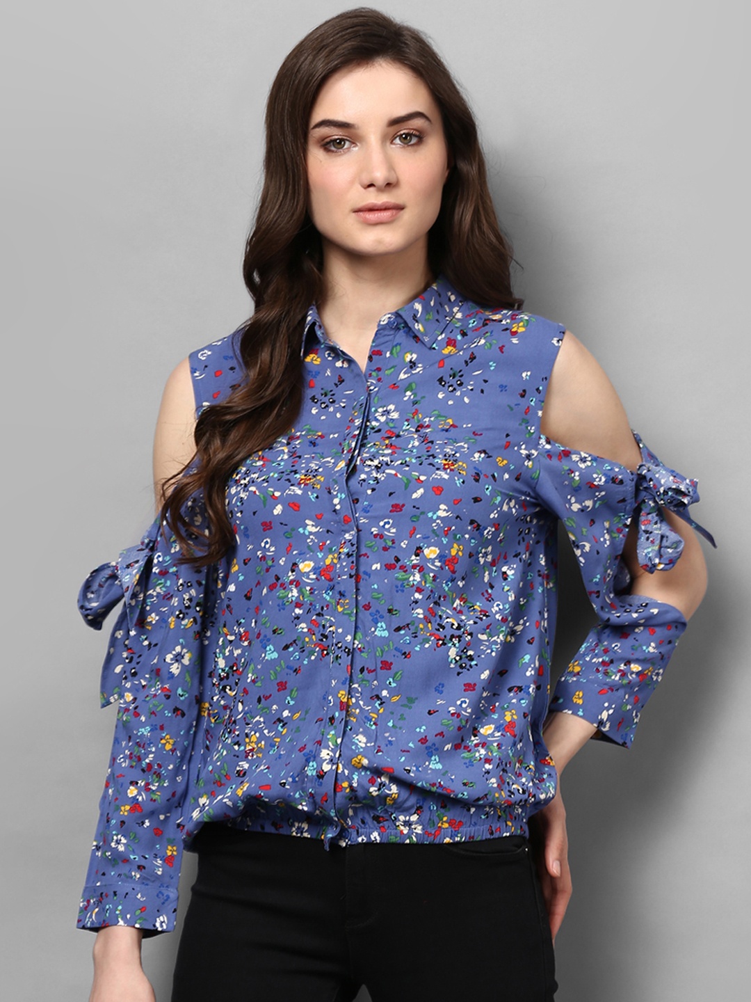 

STREET 9 Women Blue Regular Fit Printed Casual Shirt