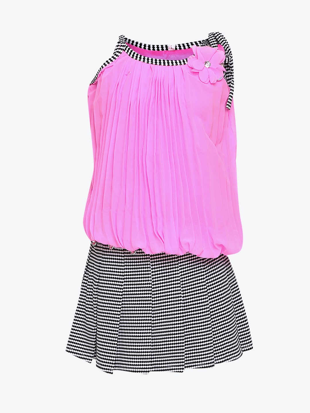 

Aarika Girls Pink & Black Solid Top with Shorts