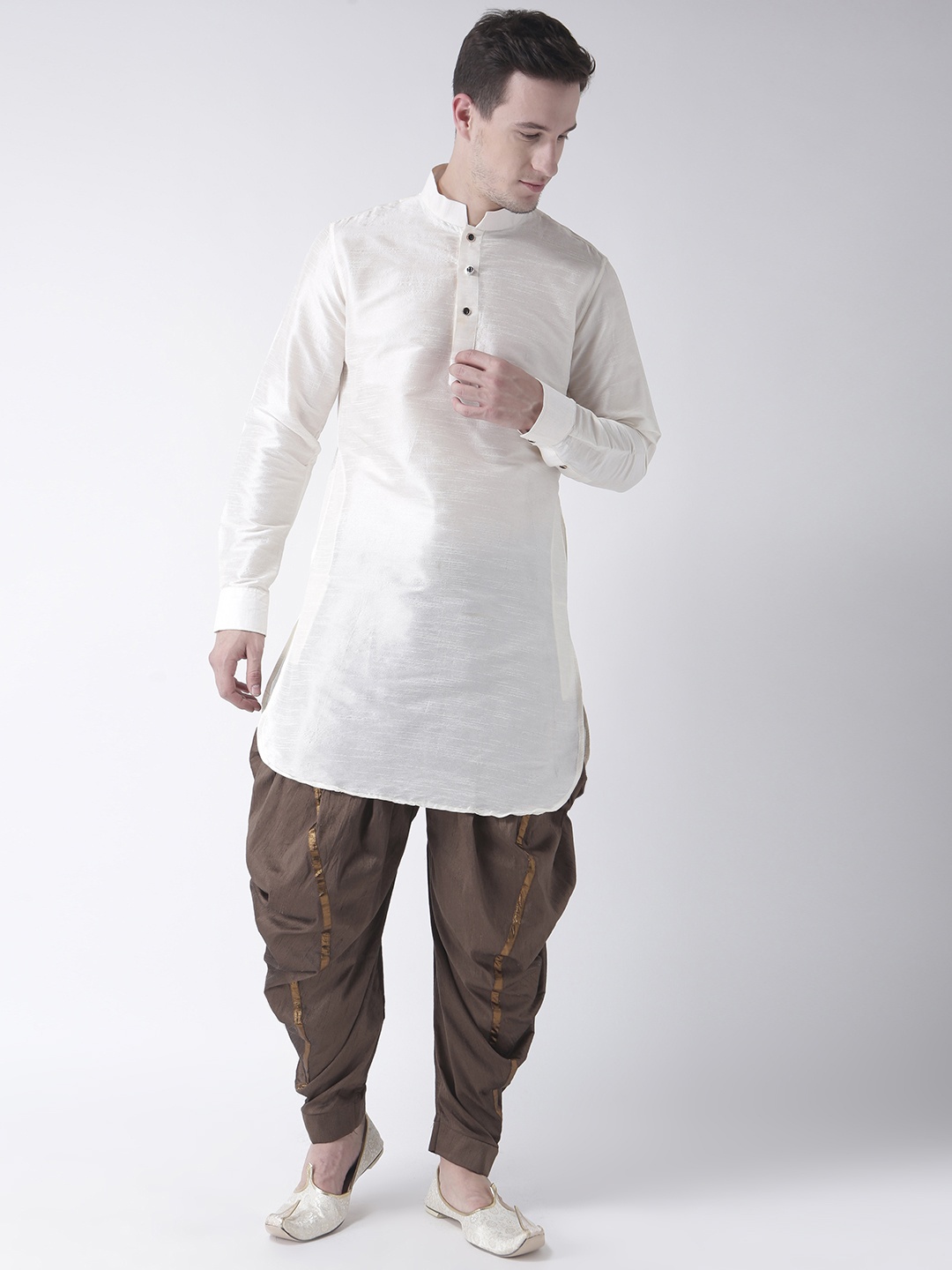 

DEYANN Men Off-White & Brown Solid Kurta with Patiala