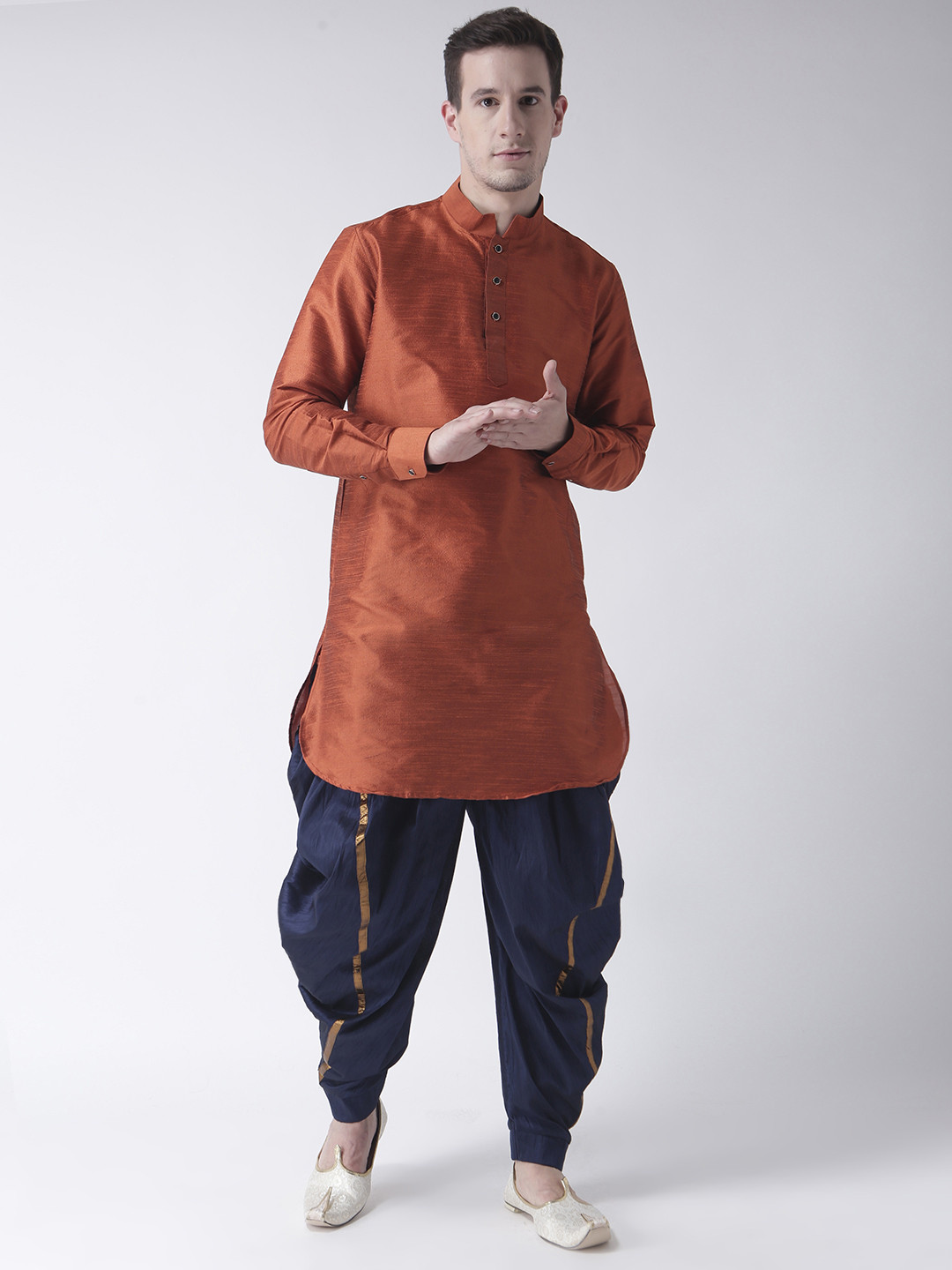 

DEYANN Men Rust & Orange Solid Kurta with Patiala