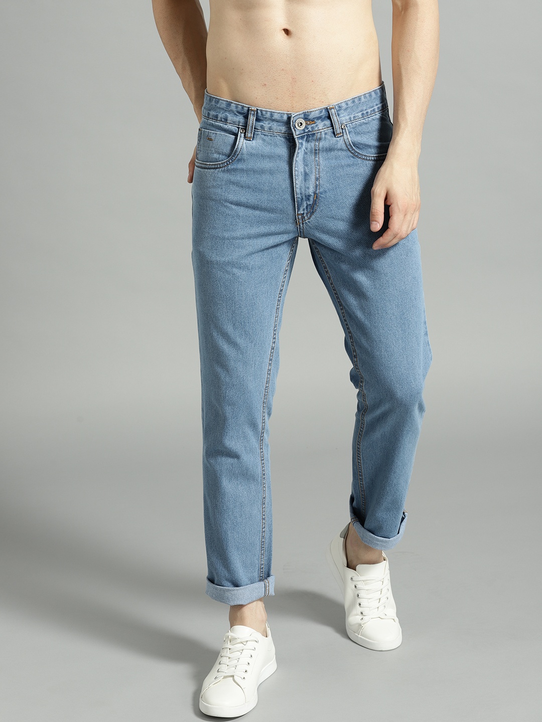 

Roadster Men Blue Slim Fit Mid-Rise Clean Look Stretchable Jeans