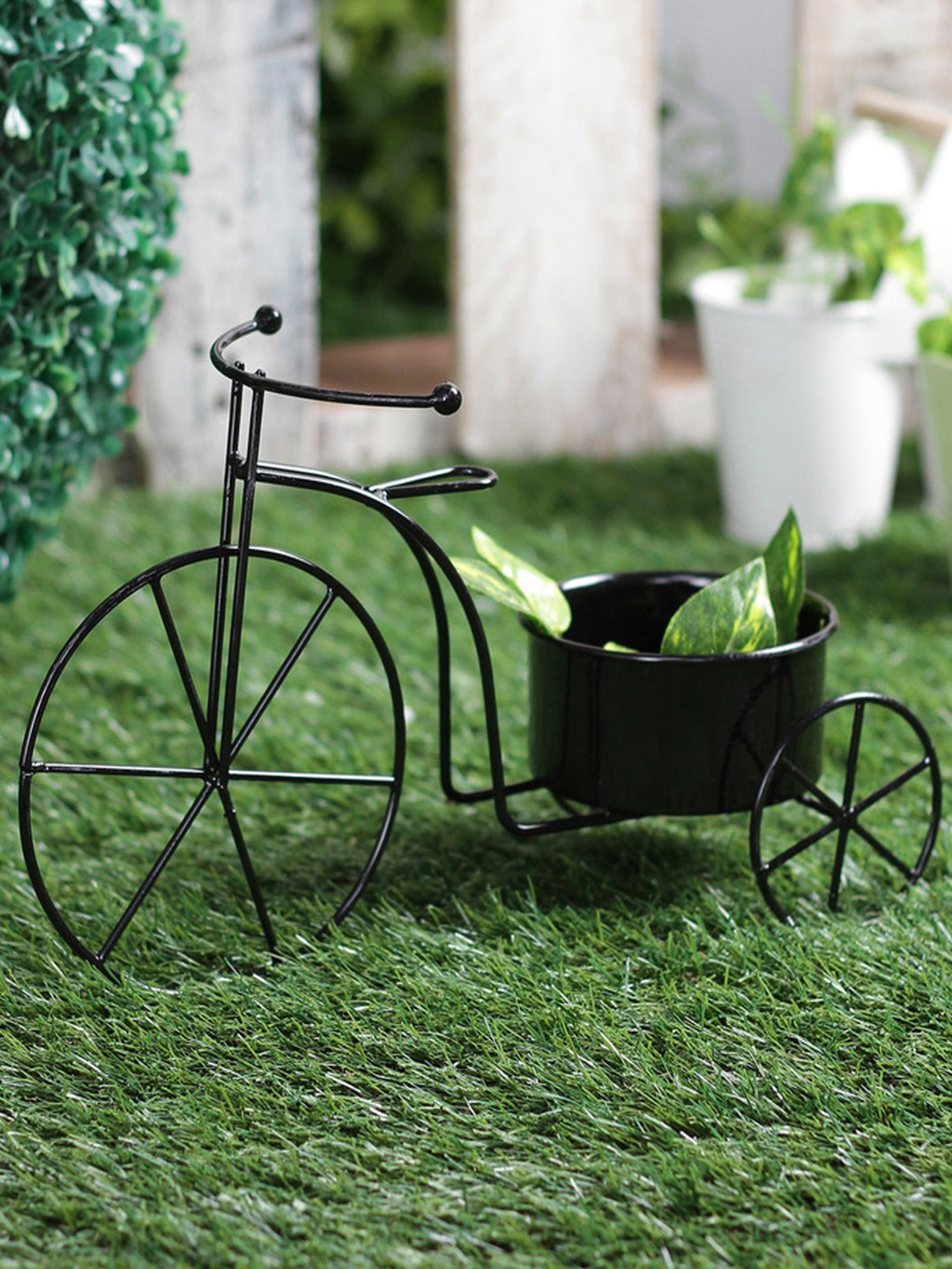 

green girgit Metal Black Cycle Planter