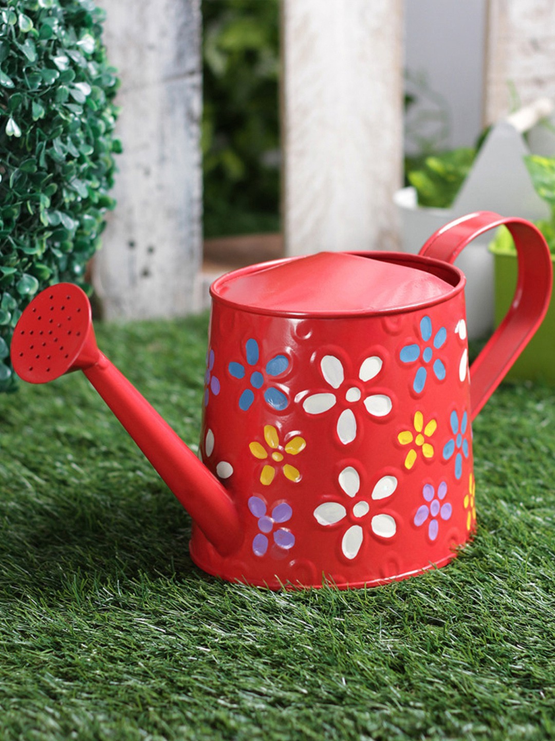 

green girgit Metal Red Handpainted Watercan