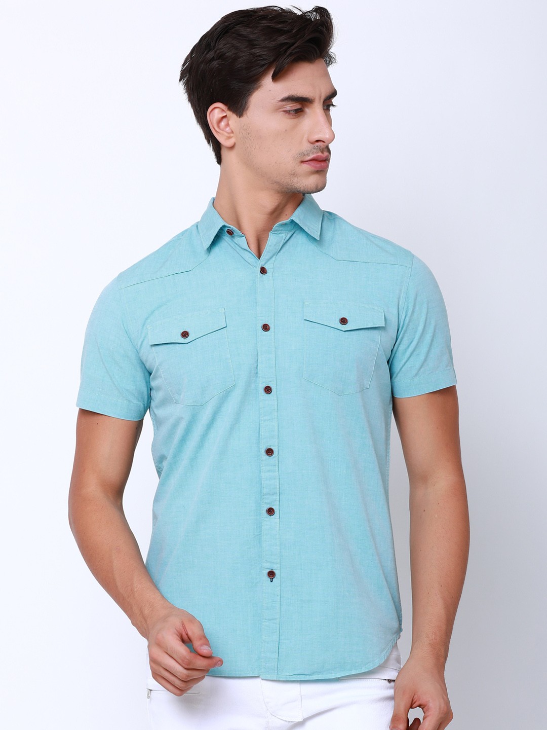 

Black coffee Men Blue Slim Fit Solid Casual Shirt