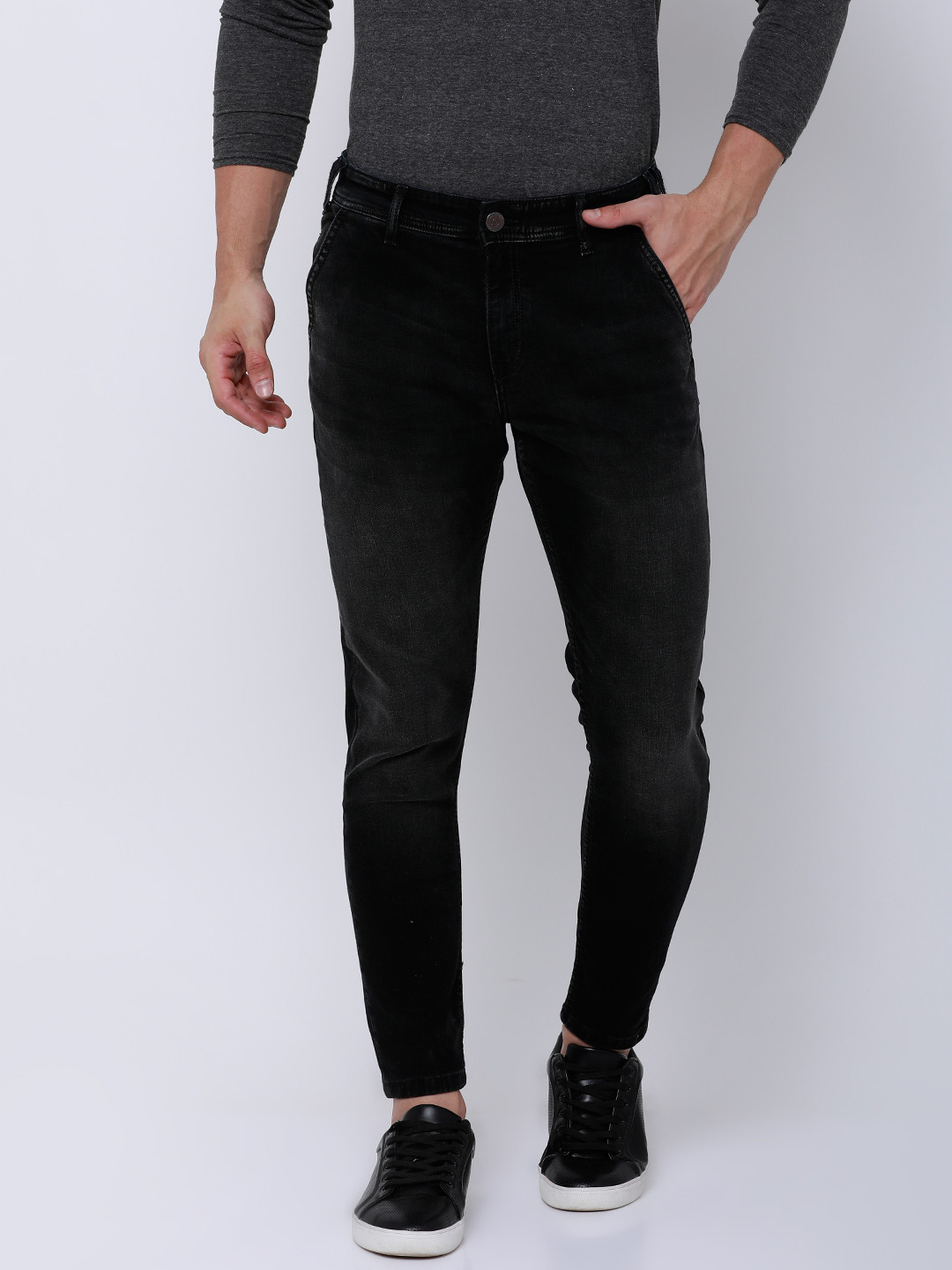 

LOCOMOTIVE Men Black Slim Fit Mid-Rise Clean Look Stretchable Jeans