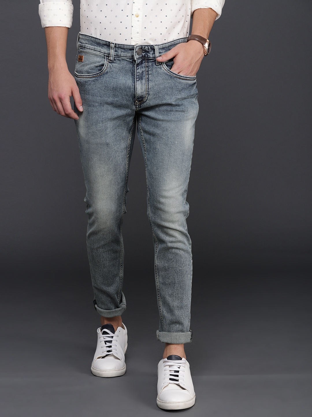 

WROGN Men Blue Slim Fit Mid-Rise Clean Look Jeans