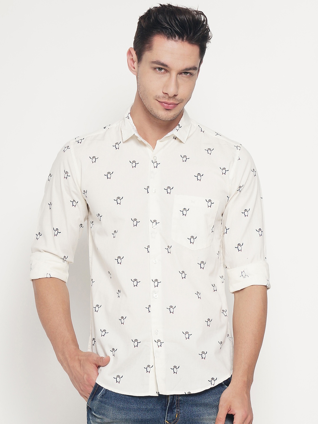 

IVOC Men Off-White Slim Fit Printed Casual Shirt