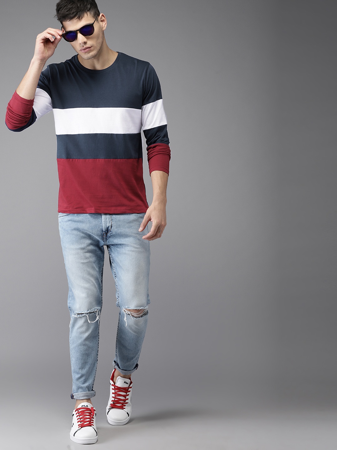 

HERE&NOW Men Navy Blue & Maroon Colourblocked Round Neck T-shirt
