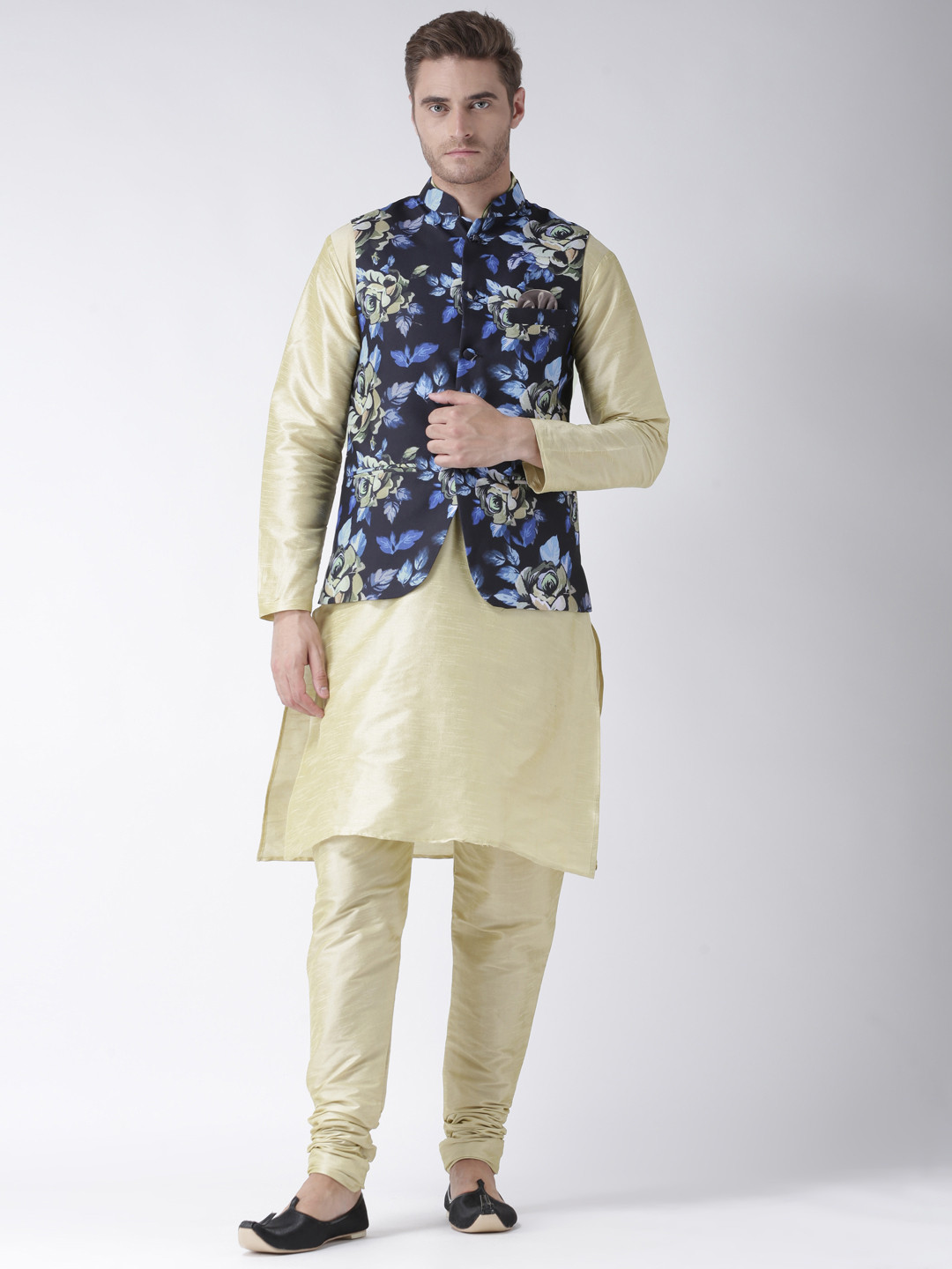 

Hangup Men Beige & Black Solid Kurta with Pyjamas