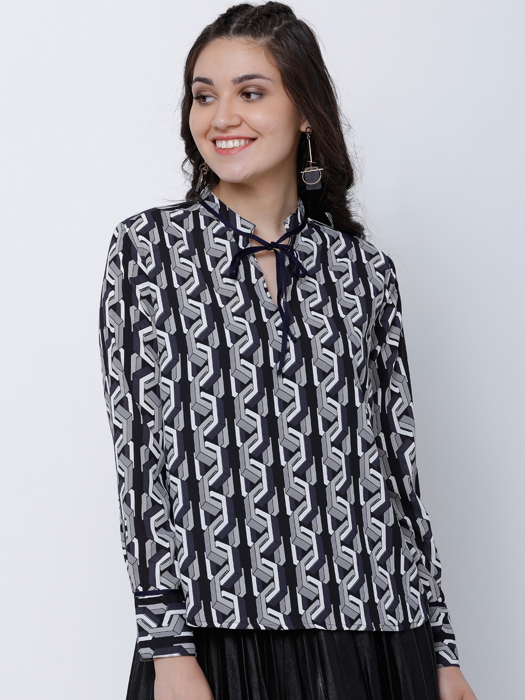 

Tokyo Talkies Women Black Printed Top