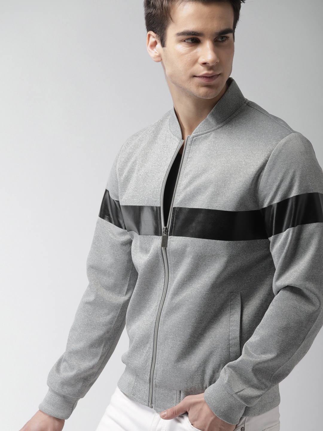 

Harvard Men Grey Melange Solid Bomber