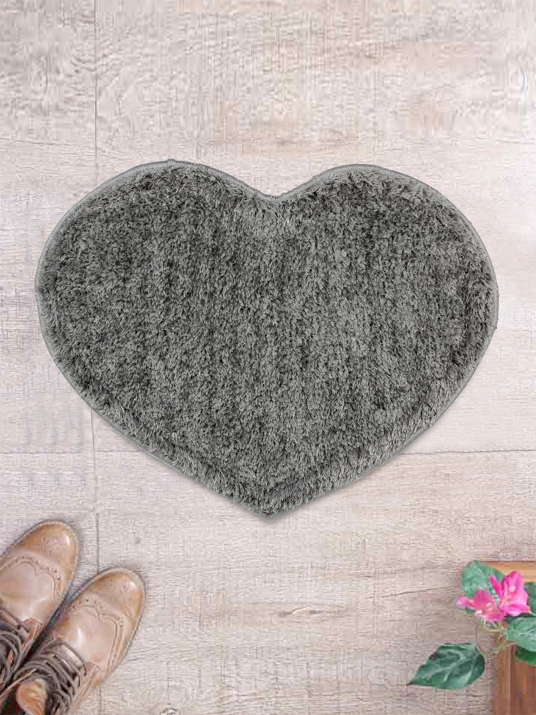 

ROMEE Grey Heart-Shaped Doormat