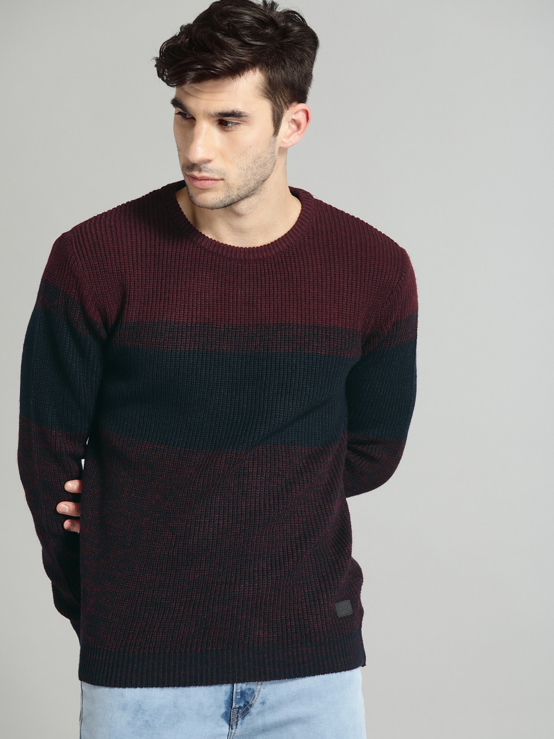 

Roadster Men Navy & Maroon Colourblocked Pullover, Navy blue