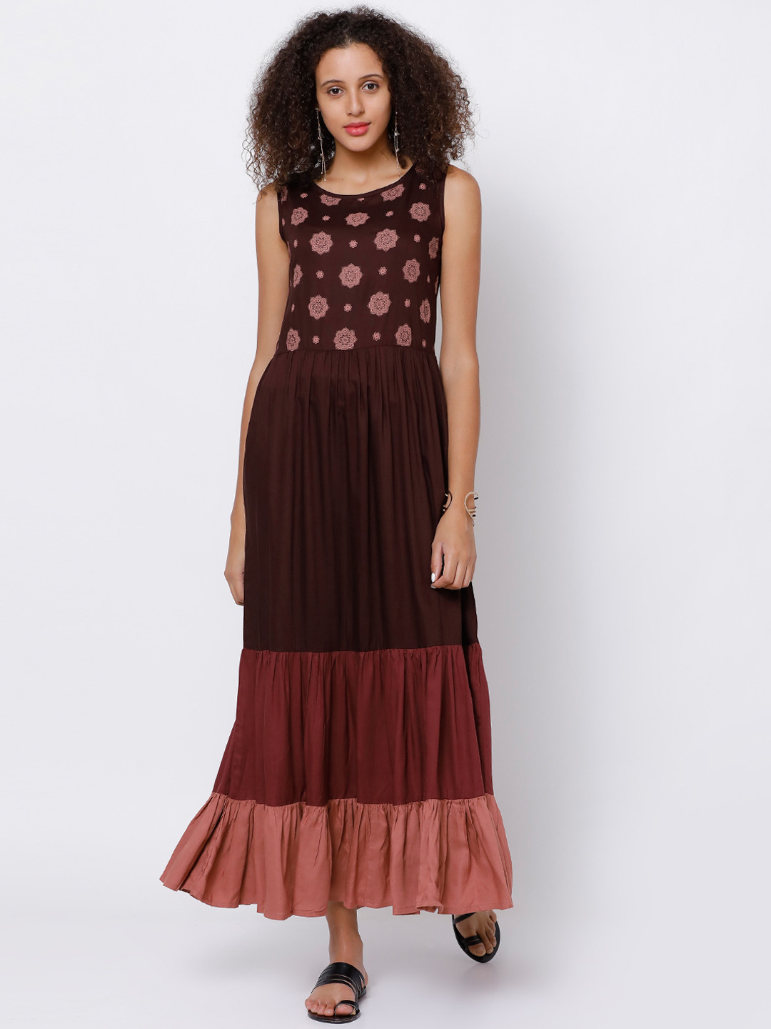 

Vishudh Women Maroon Printed Maxi Dress