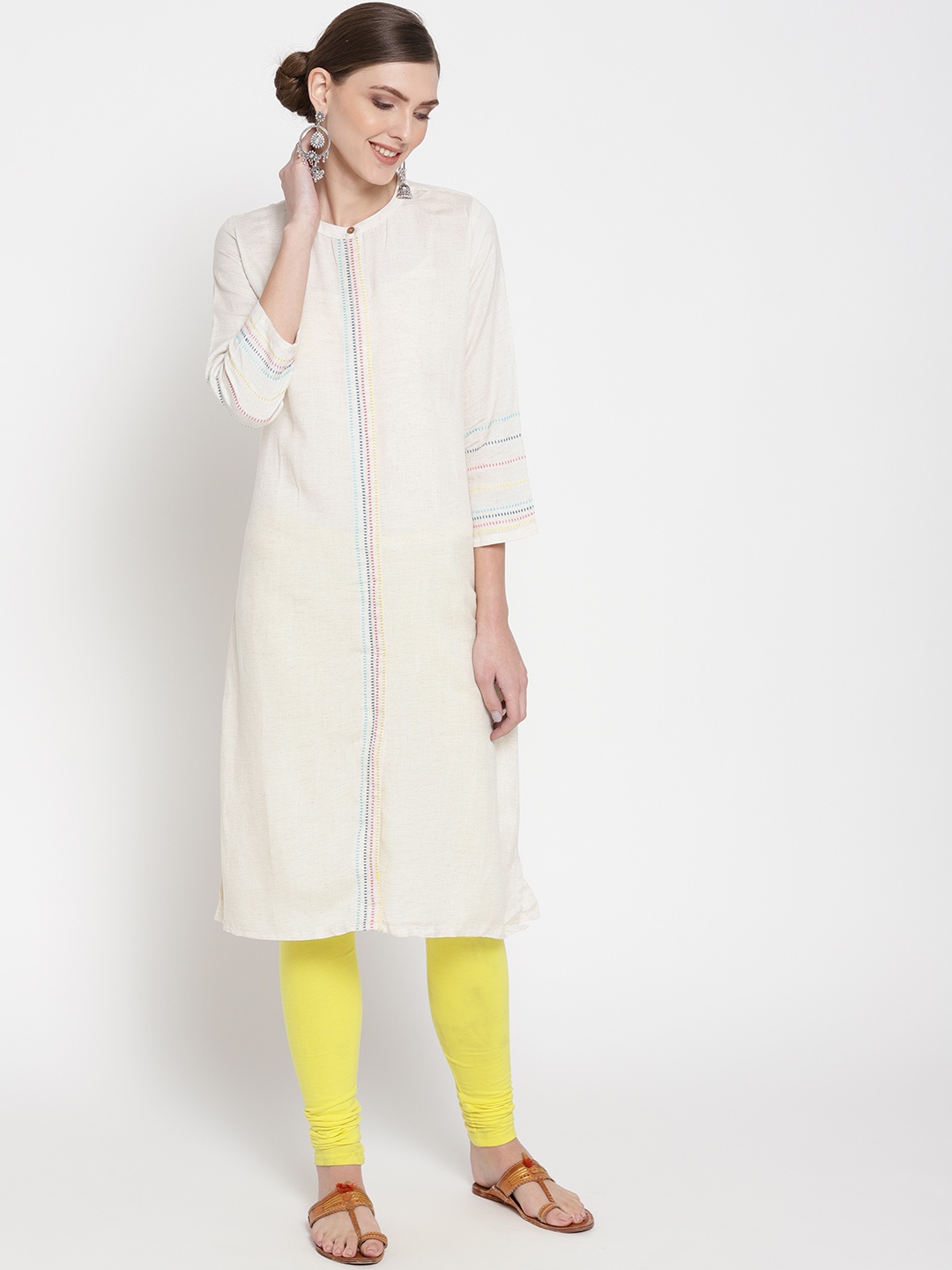 

Global Desi Women Off-White Solid Straight Kurta