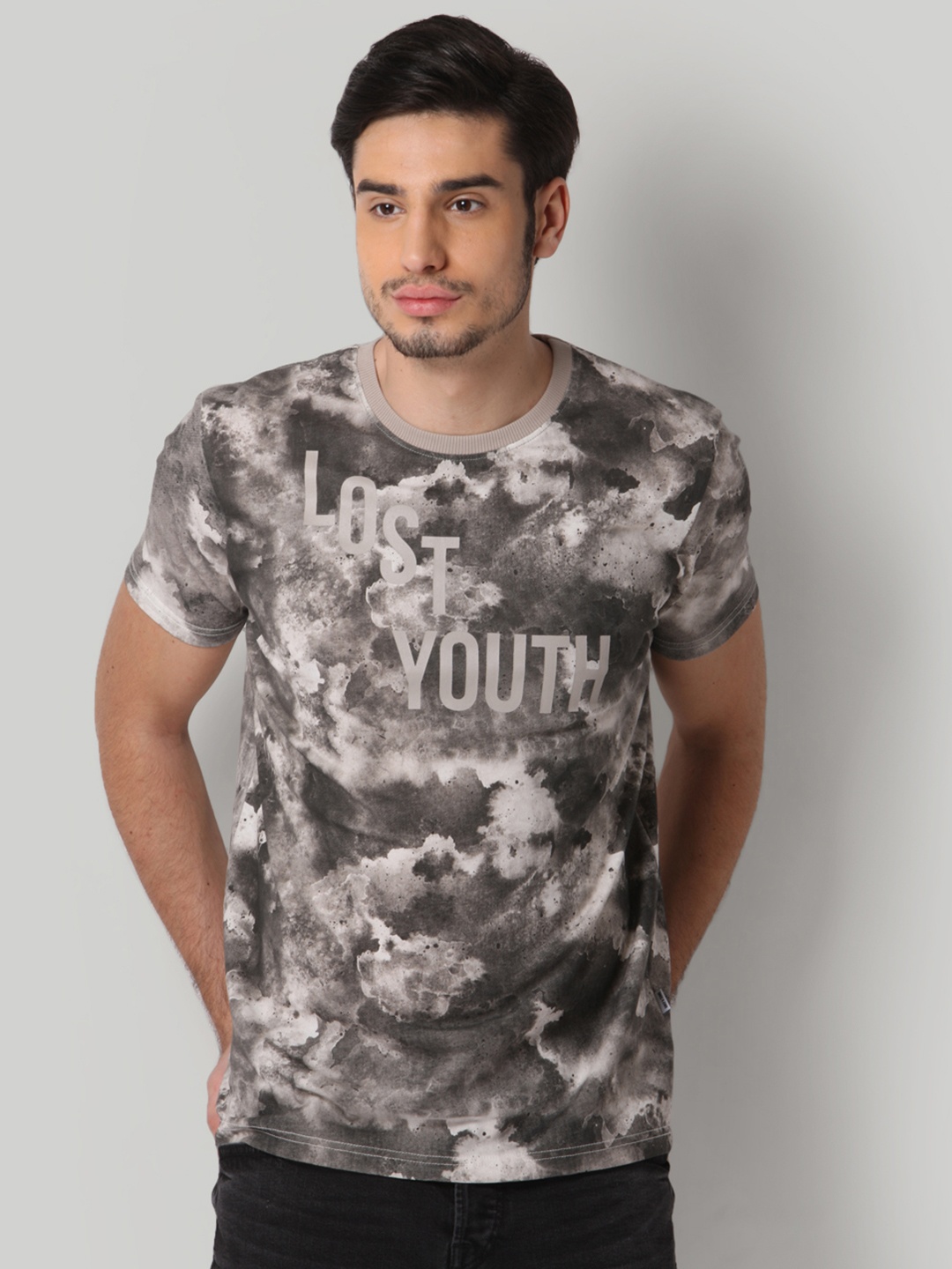 

ONLY SONS Men Grey Printed Round Neck Pure Cotton T-shirt