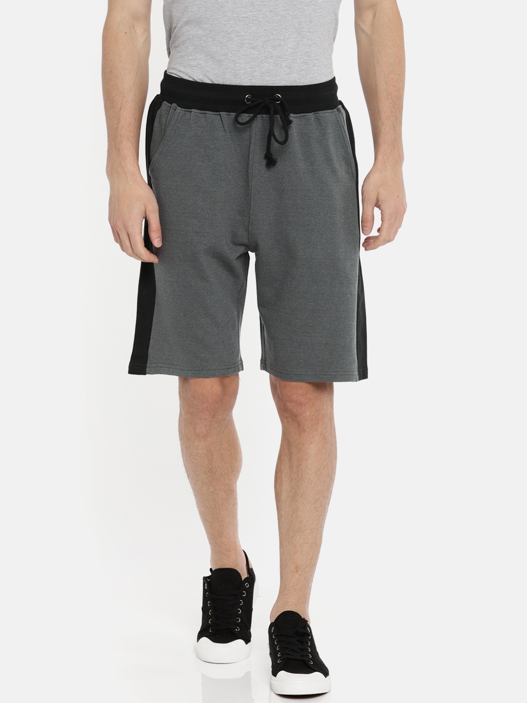 

ARISE Men Grey Solid Regular Fit Shorts