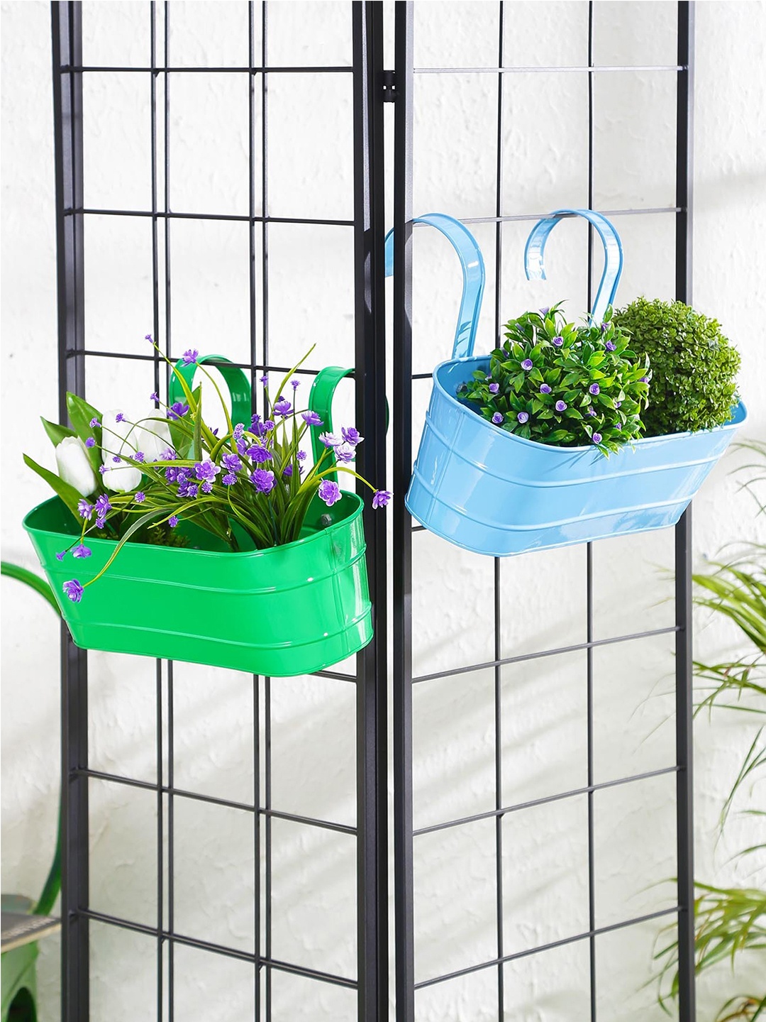 

green girgit Set of 2 Blue & Green Solid Oval Hanging Planters