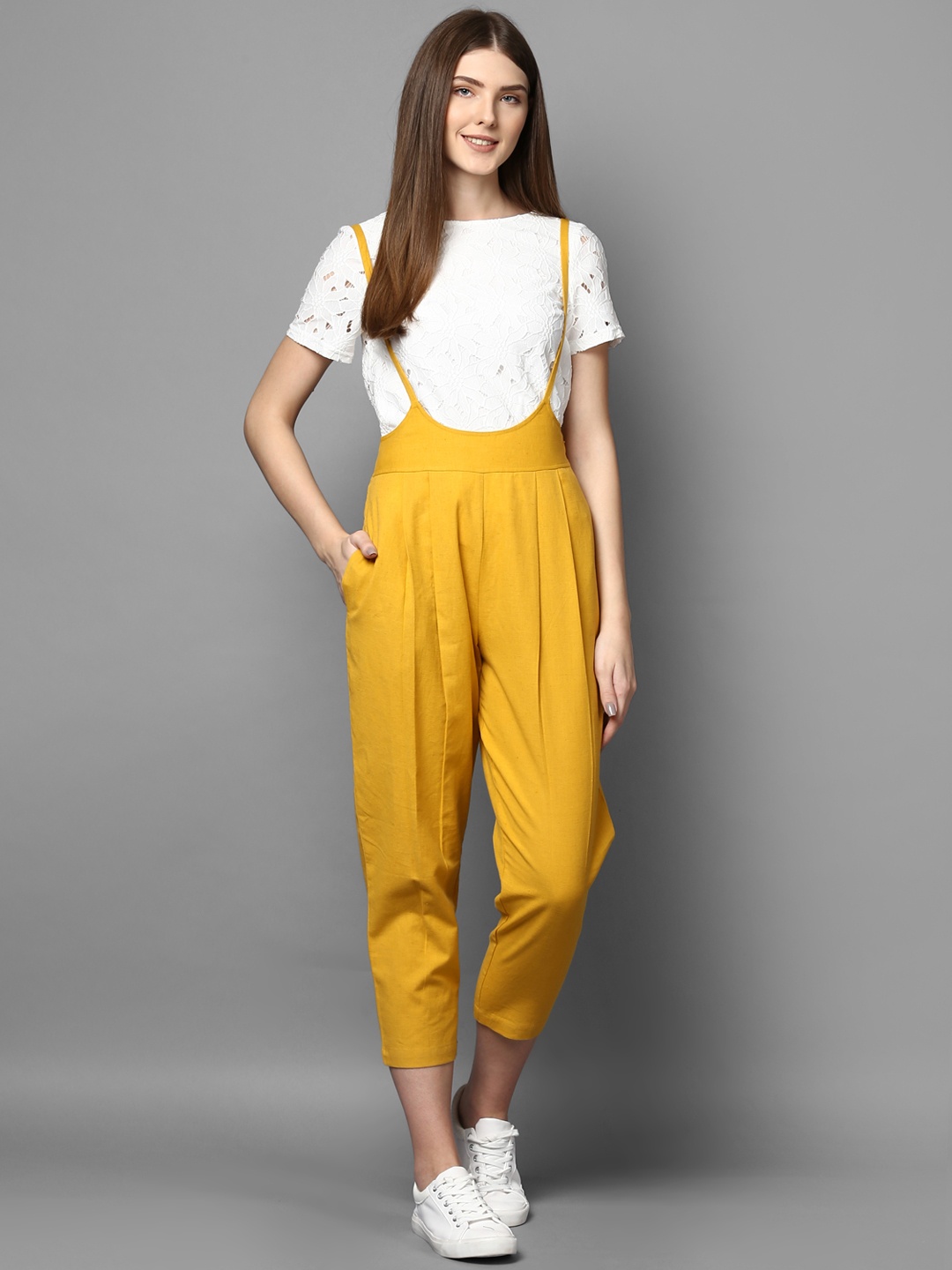 

STREET 9 Women Mustard Relaxed Slim Fit Solid Cigarette Trousers