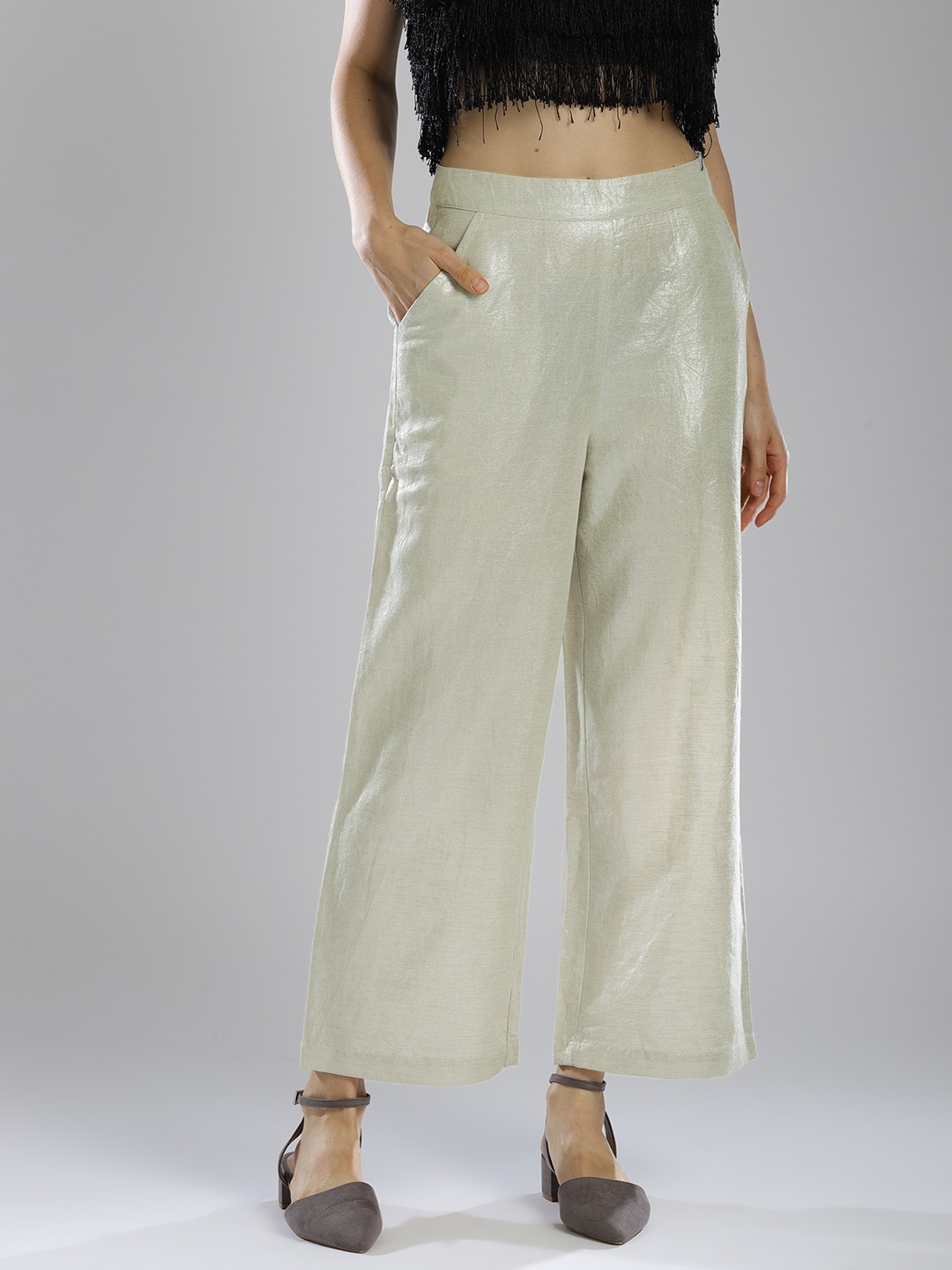 

Bossini Women Off-White Regular Fit Solid Regular Trousers