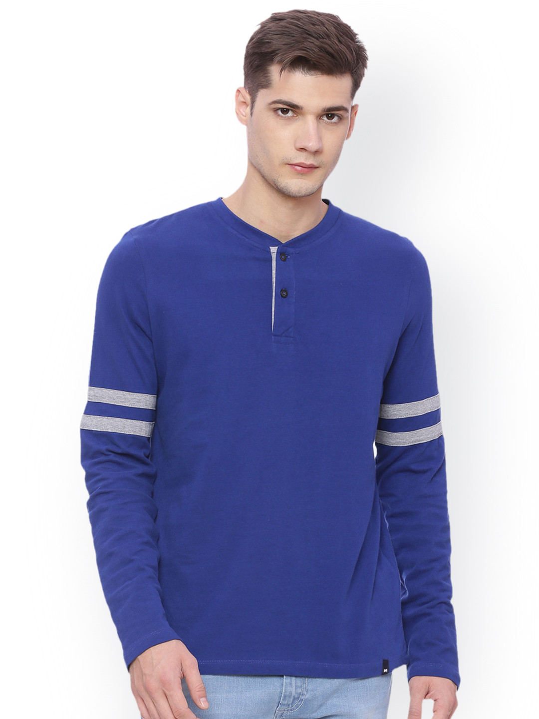 

Basics Men Blue Solid Henley Neck T-shirt