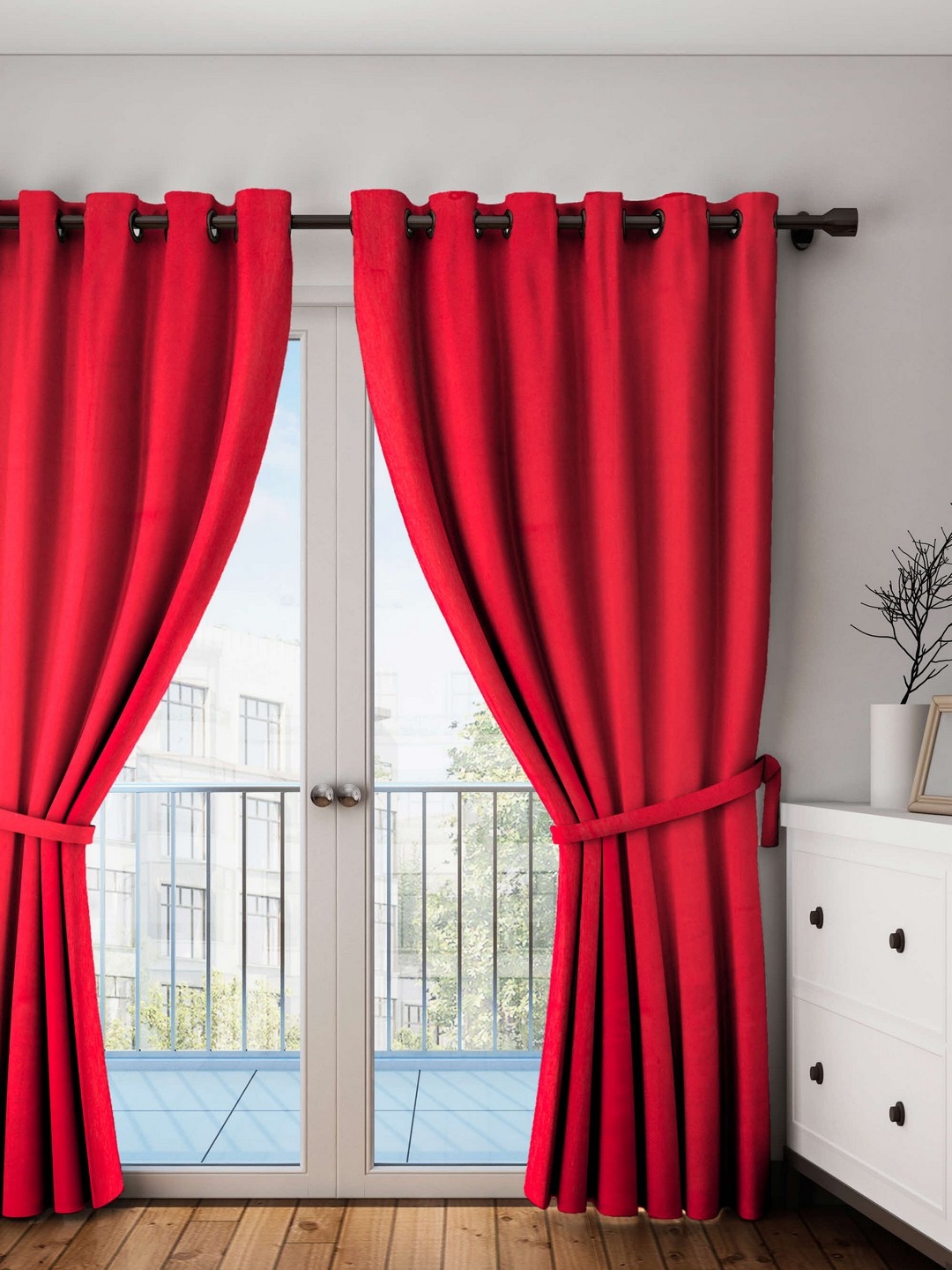 

Lushomes Red Solid Door Curtain
