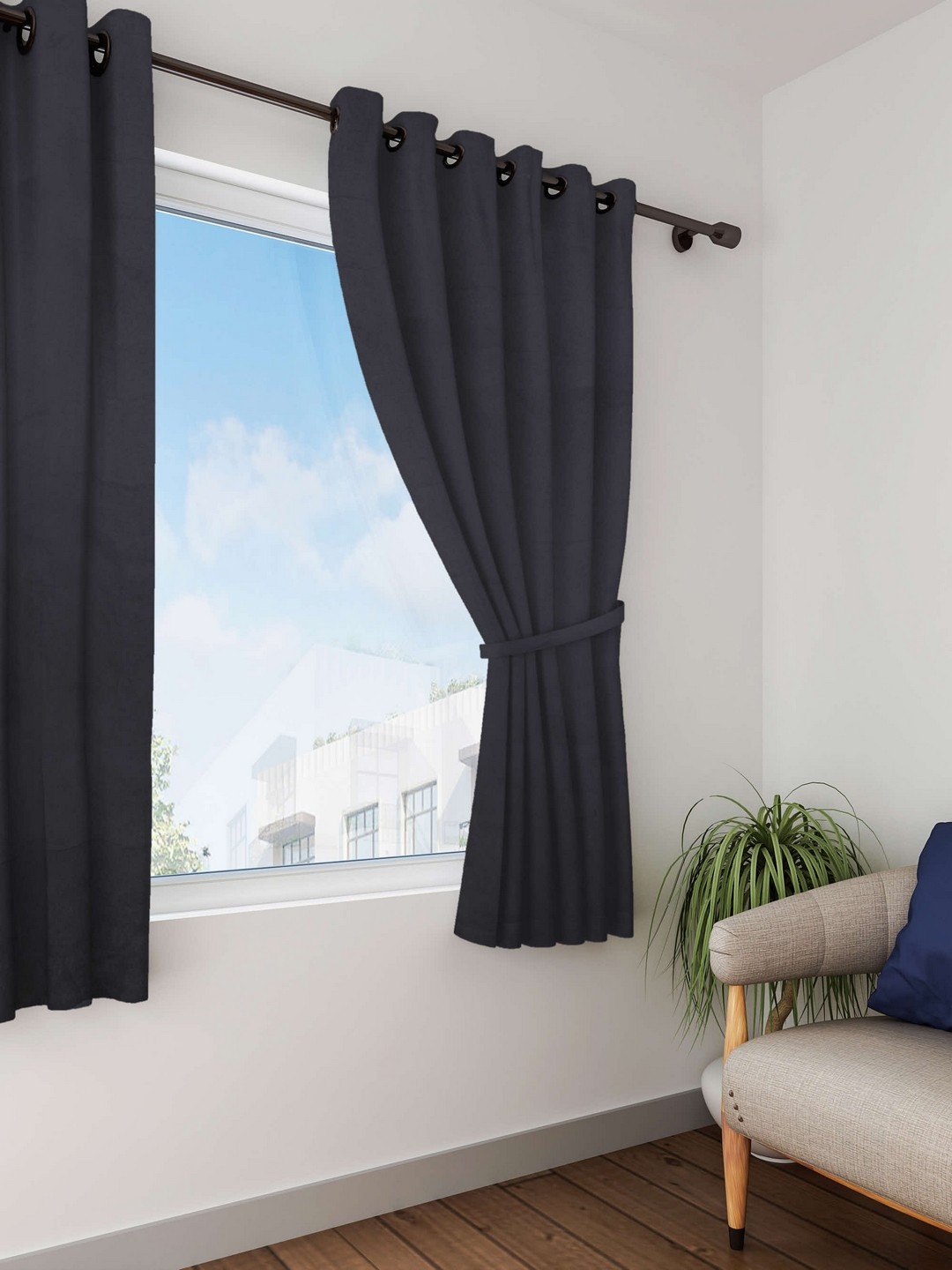 

Lushomes Black Solid Window Curtain