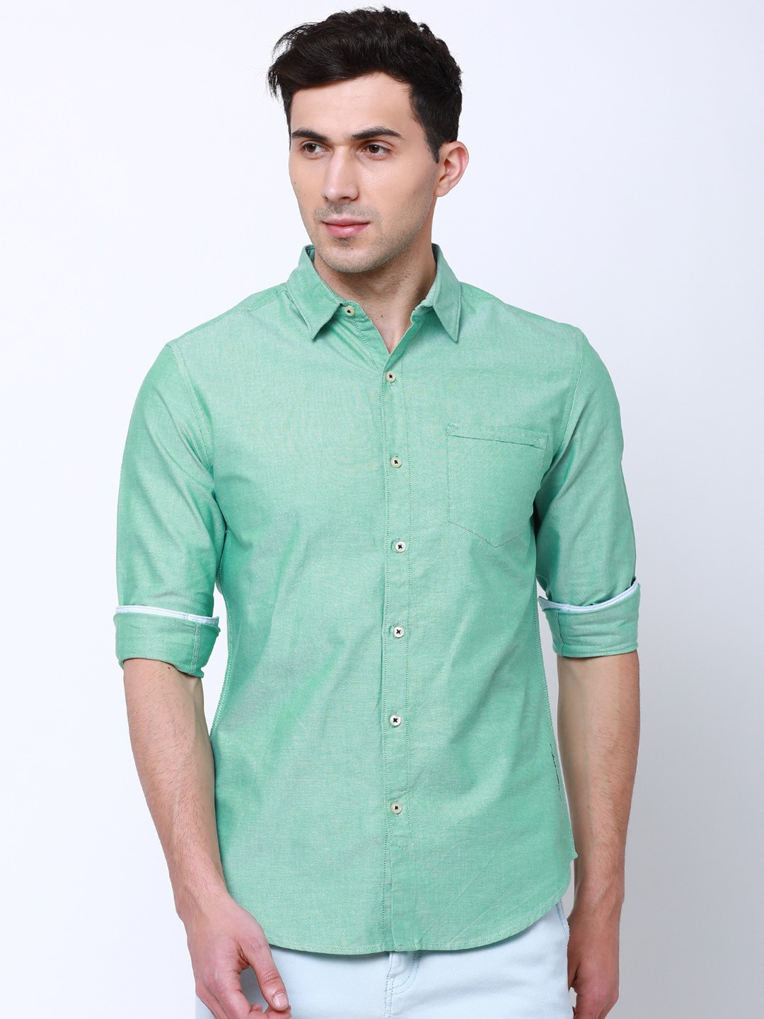 

LOCOMOTIVE Men Green Slim Fit Solid Casual Shirt