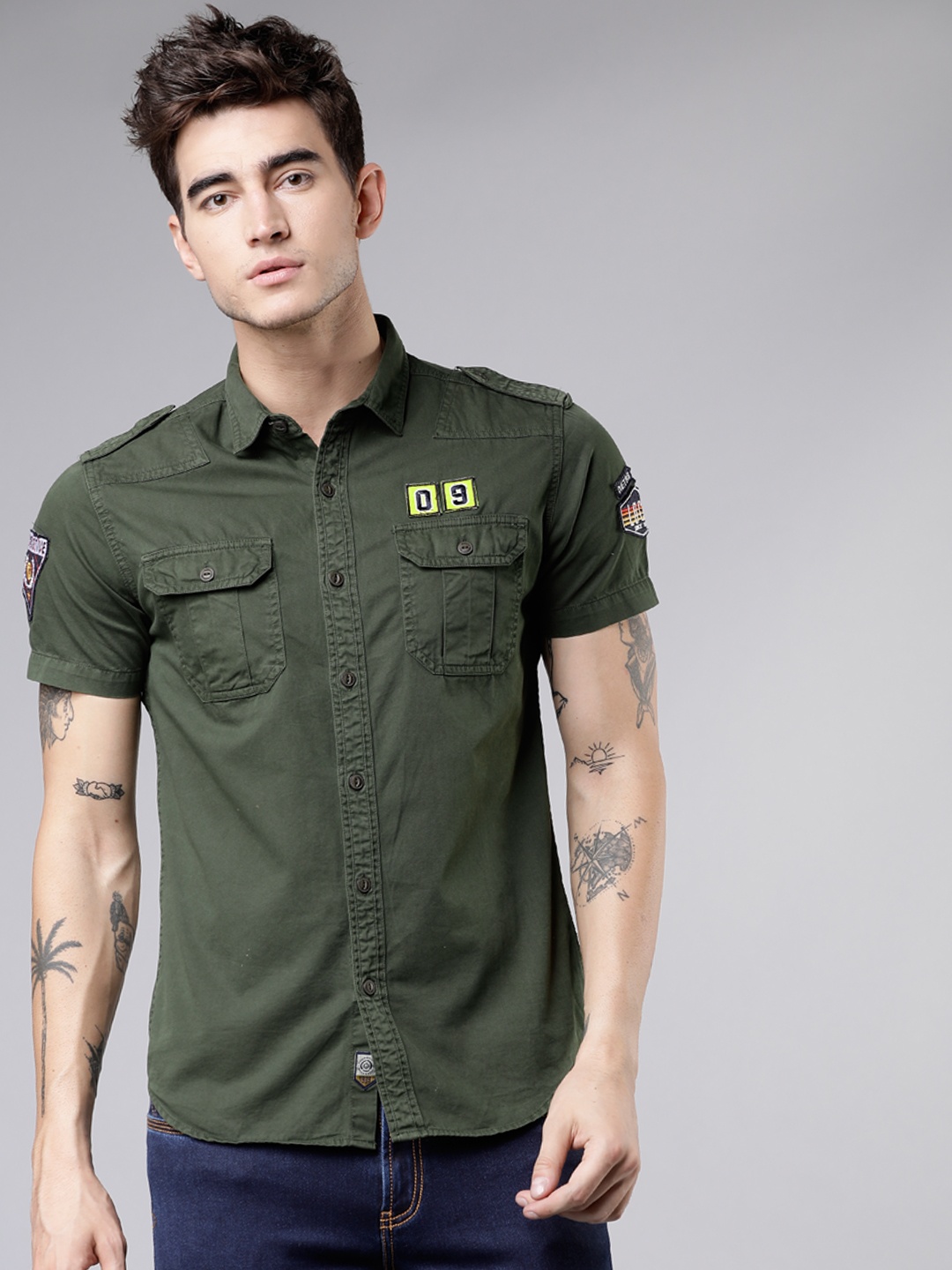 

LOCOMOTIVE Men Olive Green Slim Fit Solid Casual Shirt