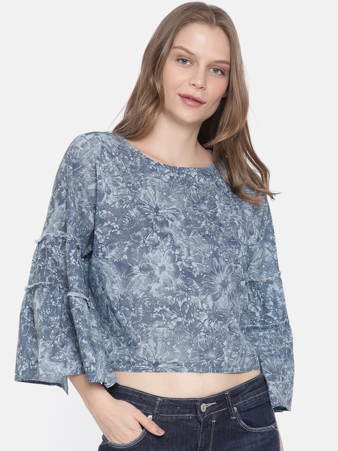 

Lee Cooper Women Blue Floral Print Crop Pure Cotton Top
