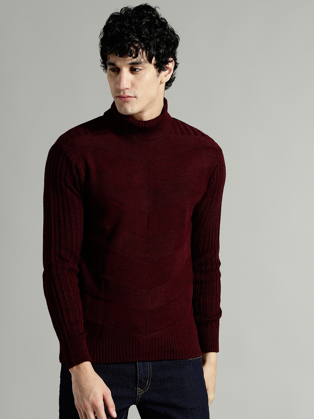 

Roadster The Lifestyle Co. Men Self-Design Sweater, Burgundy