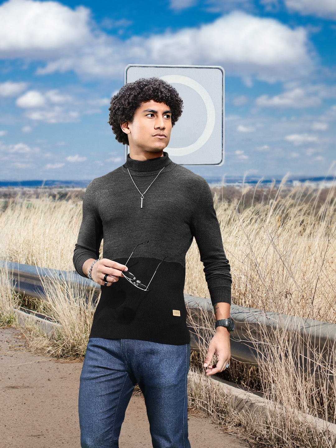 

Roadster Men Charcoal Grey & Black Colourblocked Pullover