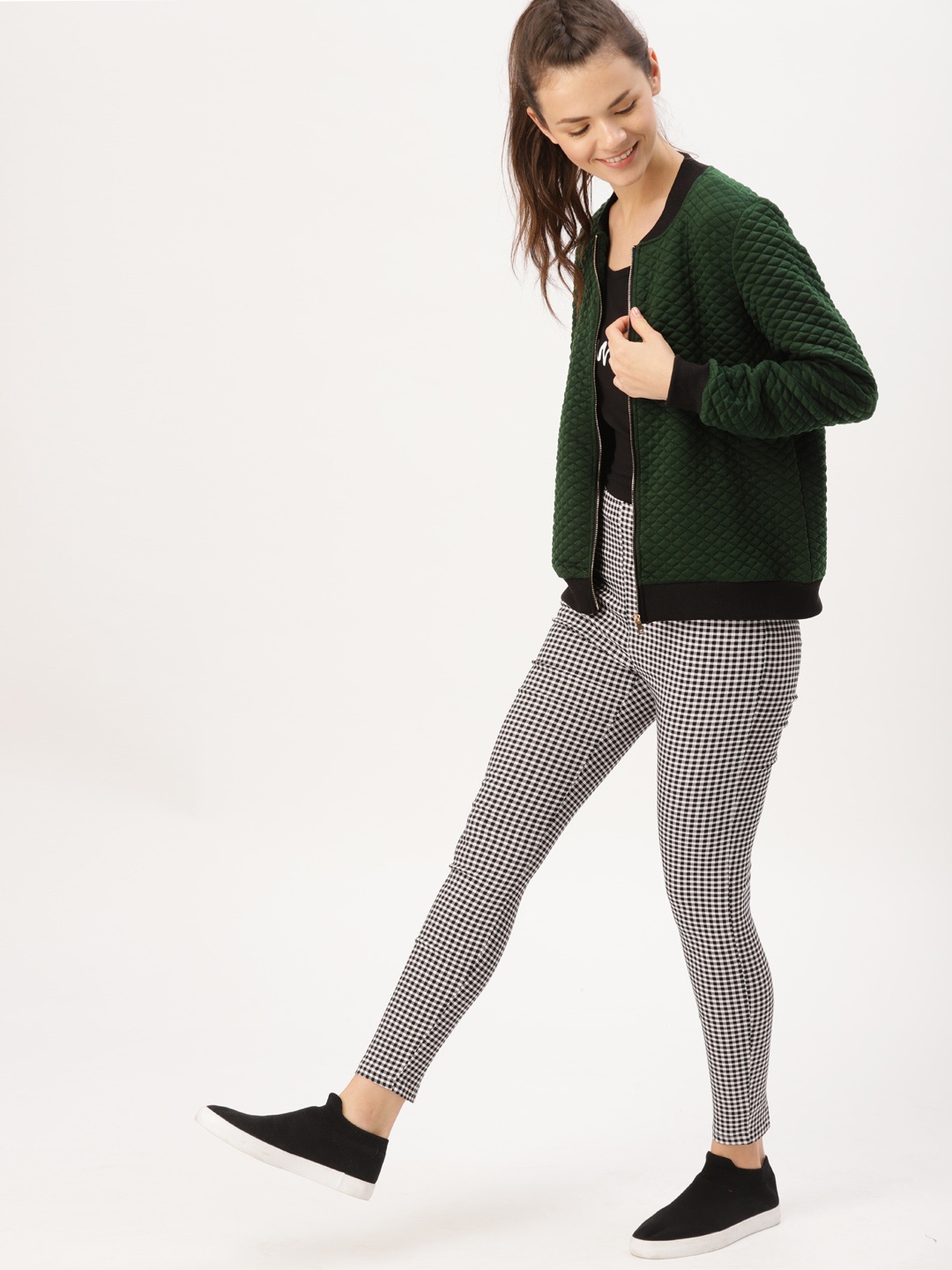 

DressBerry Women Olive Green Solid Quilted Jacket
