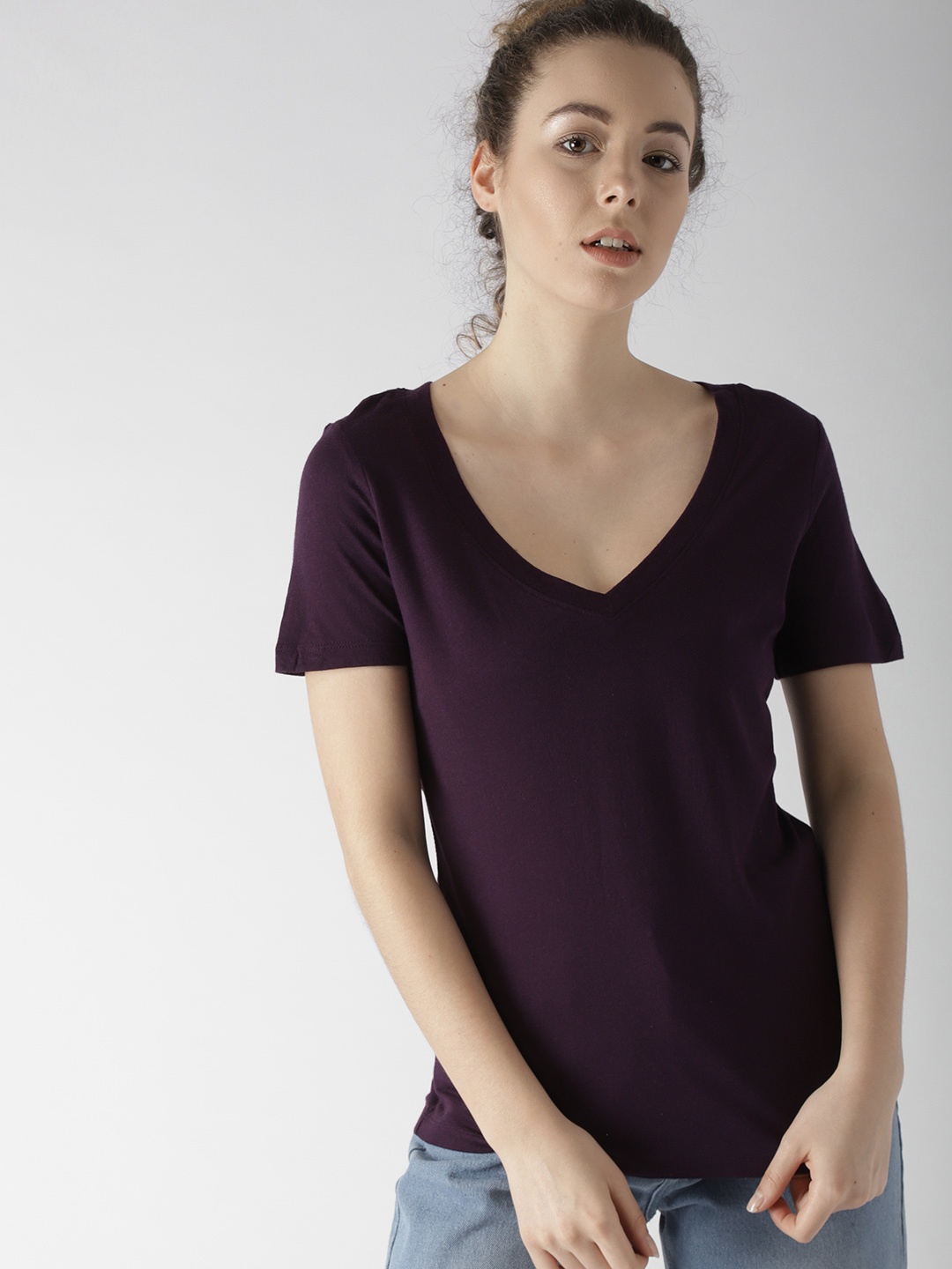 

FOREVER 21 Women Purple Solid V-Neck T-shirt