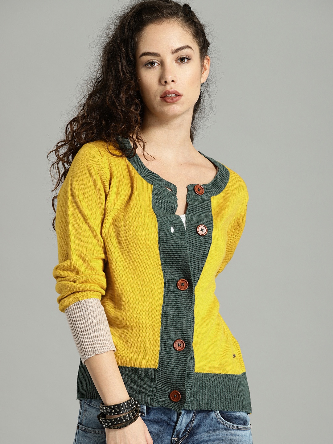 

Roadster Women Mustard Yellow & Green Solid Cardigan